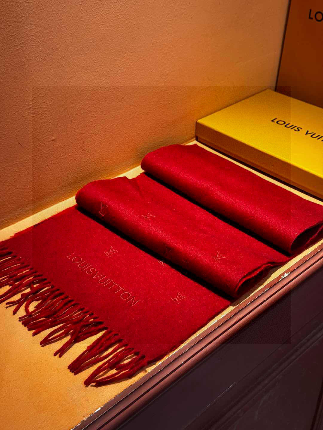LOUIS VUITTON LV SCARF 180 CM IN CASHMERE 730574