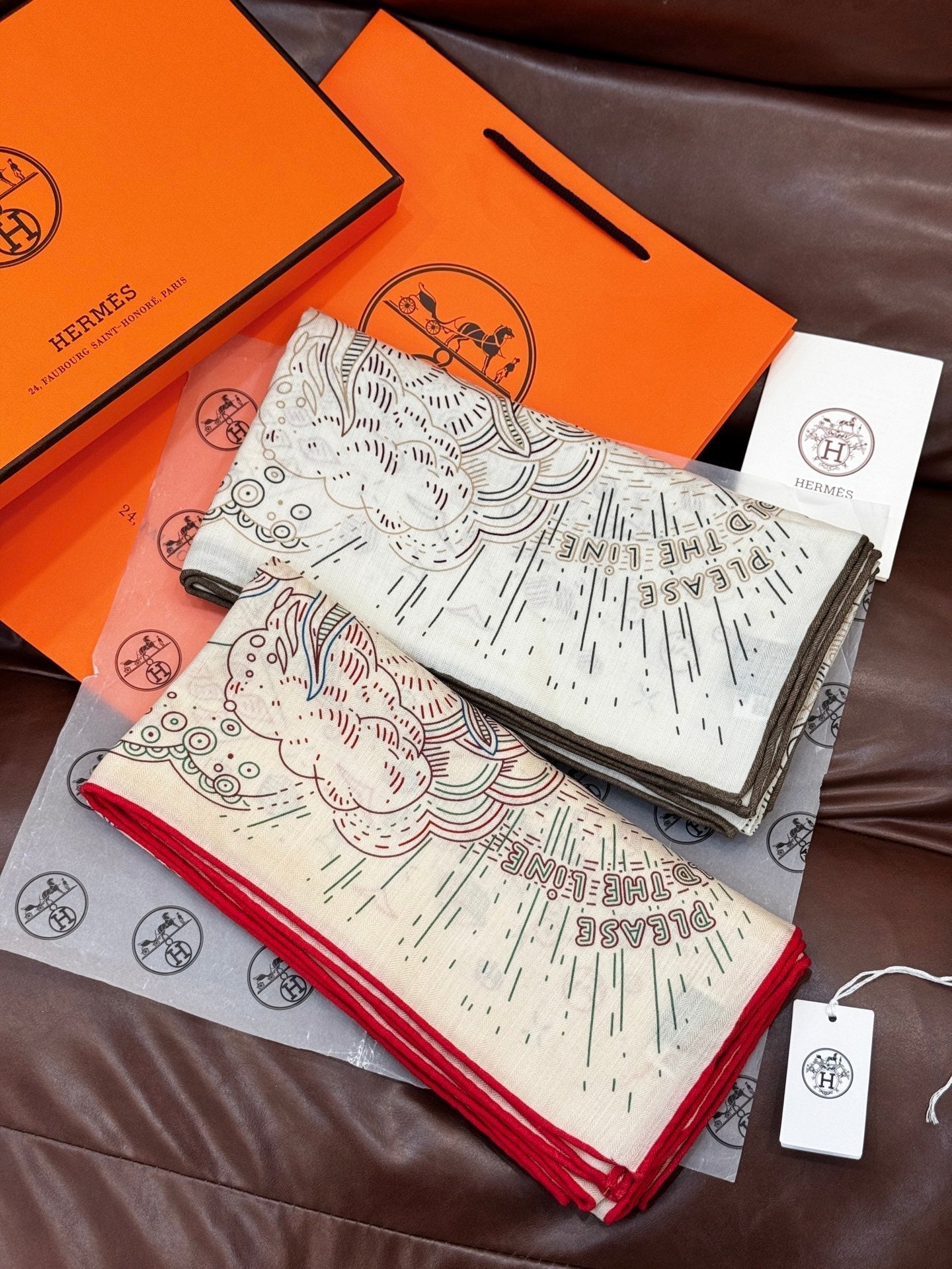 HERMES HERMES 25S SCARF 135 IN SILK 854787