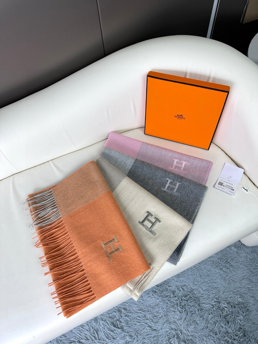 HERMES SCARF 190 CM IN BLUSH PINK CASERE 364766