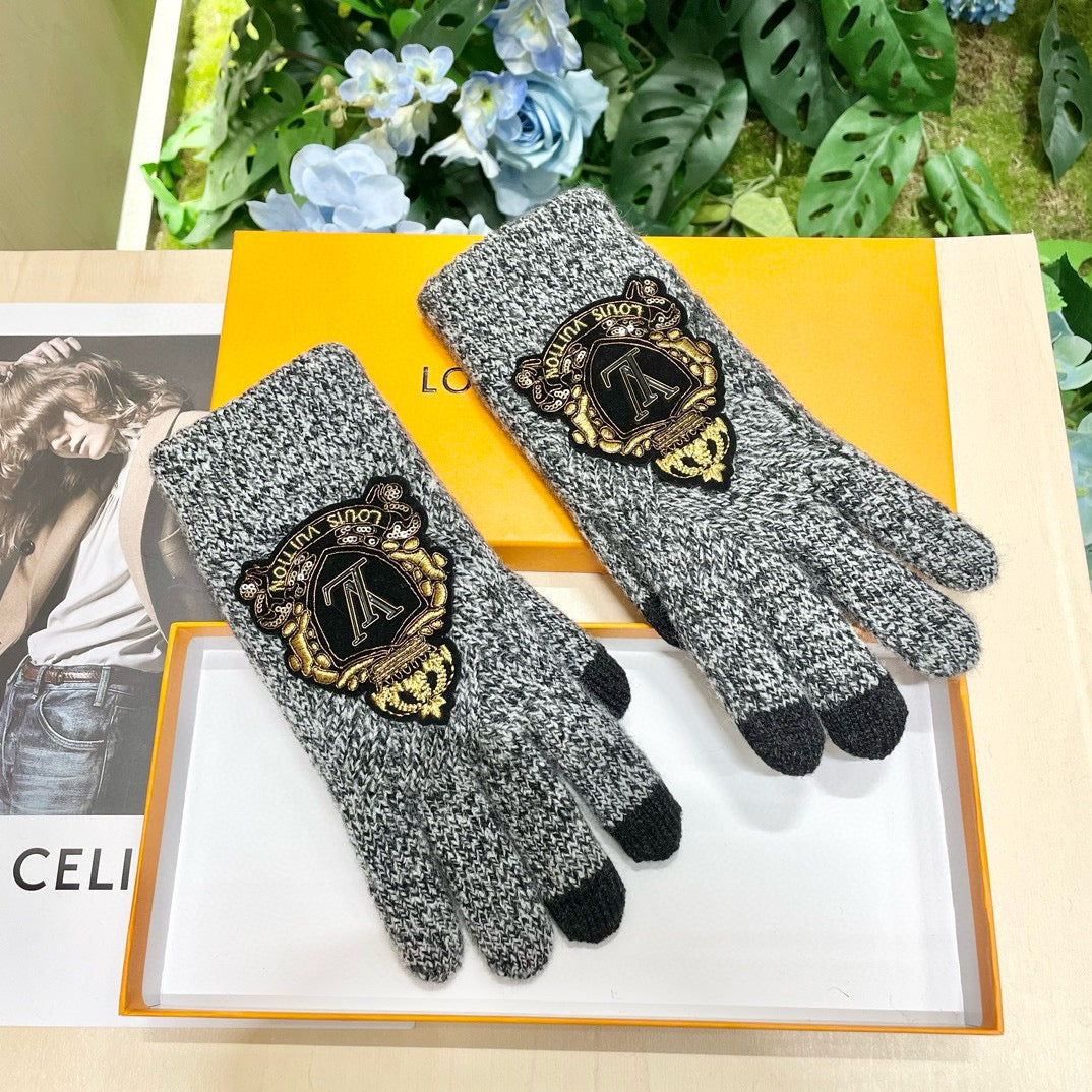 LOUIS VUITTON TOUCHSCREEN GLOVES IN STEEL GRAY WOOL 454594