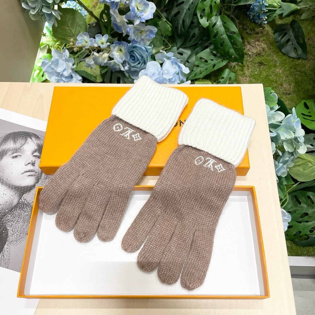 LOUIS VUITTON GLOVES IN LIGHT BROWN MIX WHITE WOOL 458549