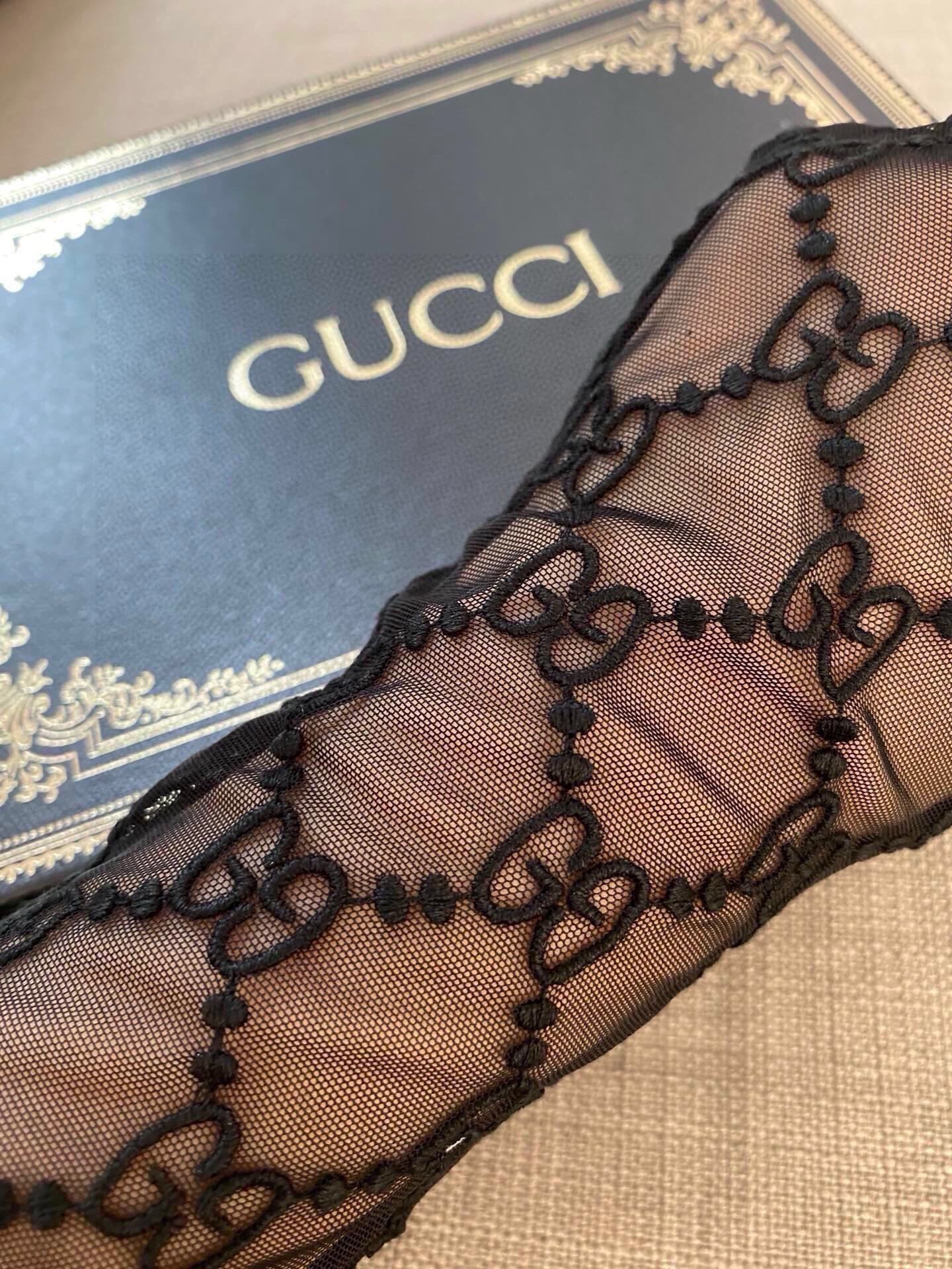 GUCCI EMBROIDERED LACE MESH GLOVES BLACK 462433