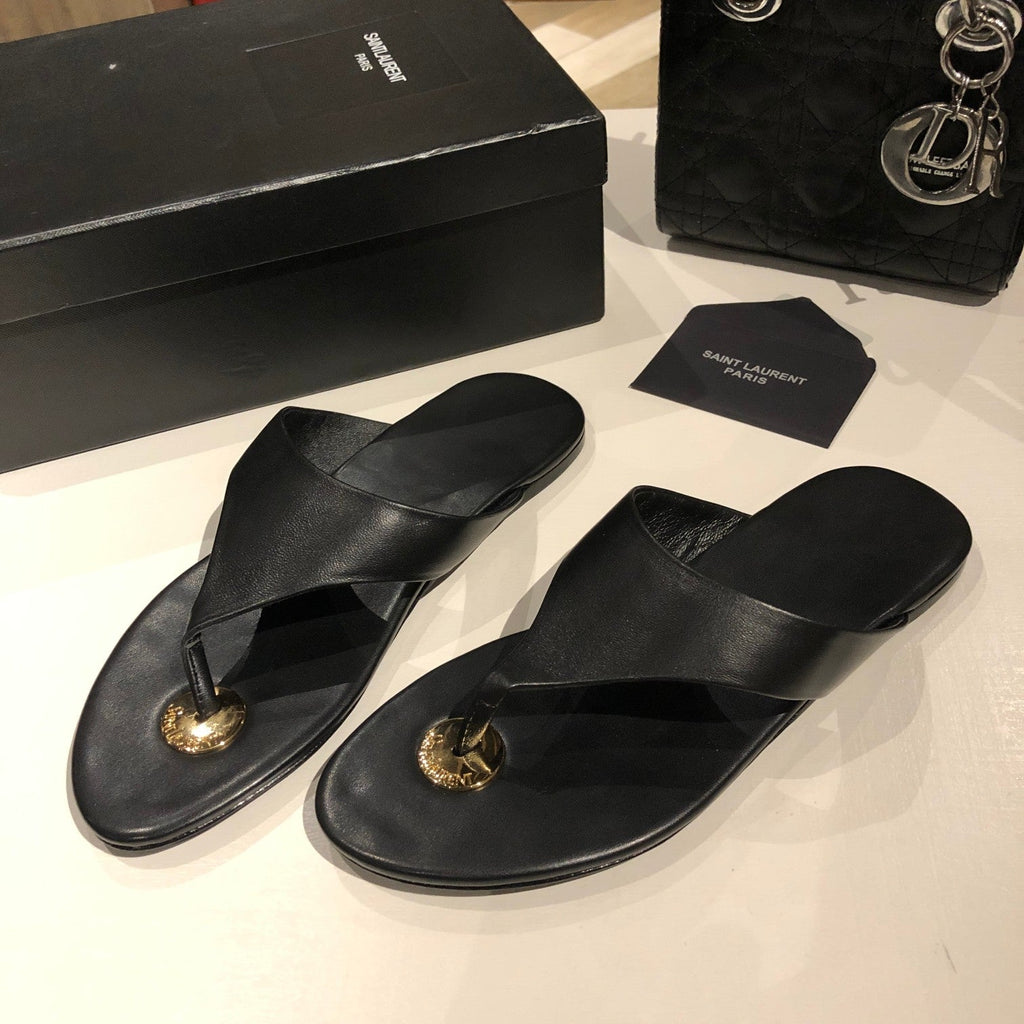 LOUIS VUITTON FLAT THONG IN BLACK CALFSKIN