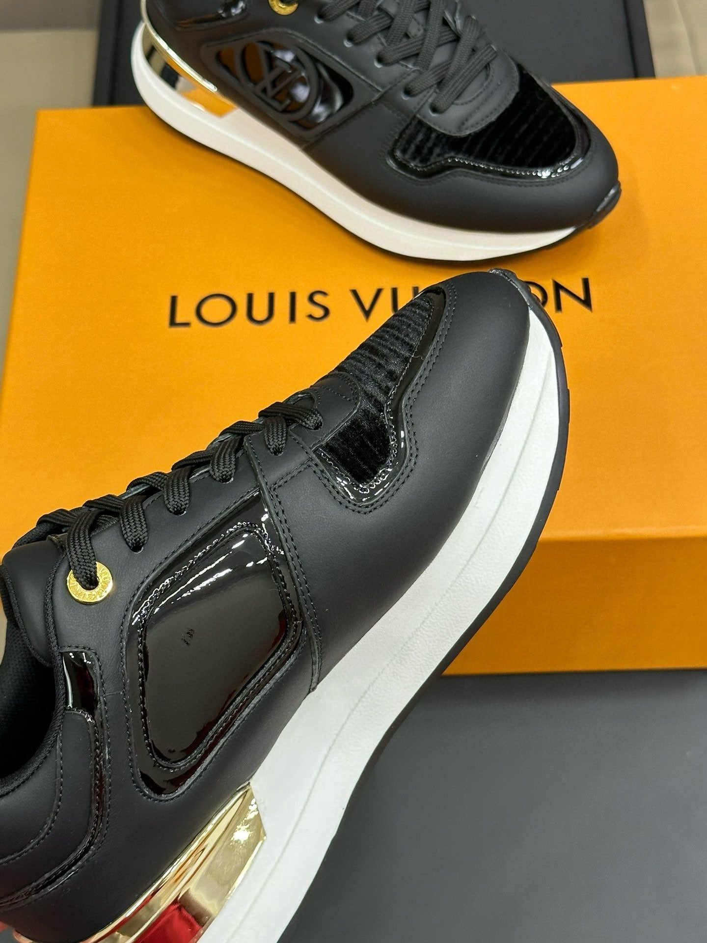 LOUIS VUITTON LV NEO RUN AWAY SNEAKER IN BLACK CALFSKIN