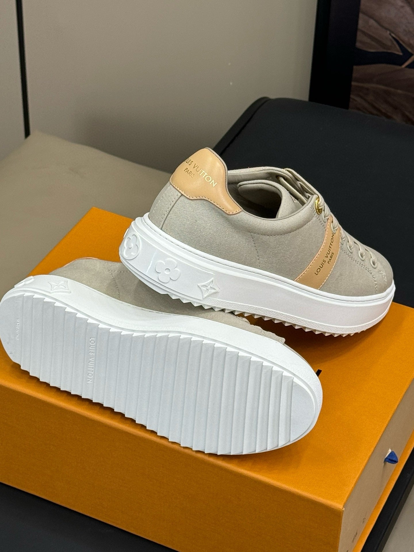LOUIS VUITTON LV TIME OUT SNEAKER IN PASTEL GRAY MIX MACAROON GOLD CANVAS