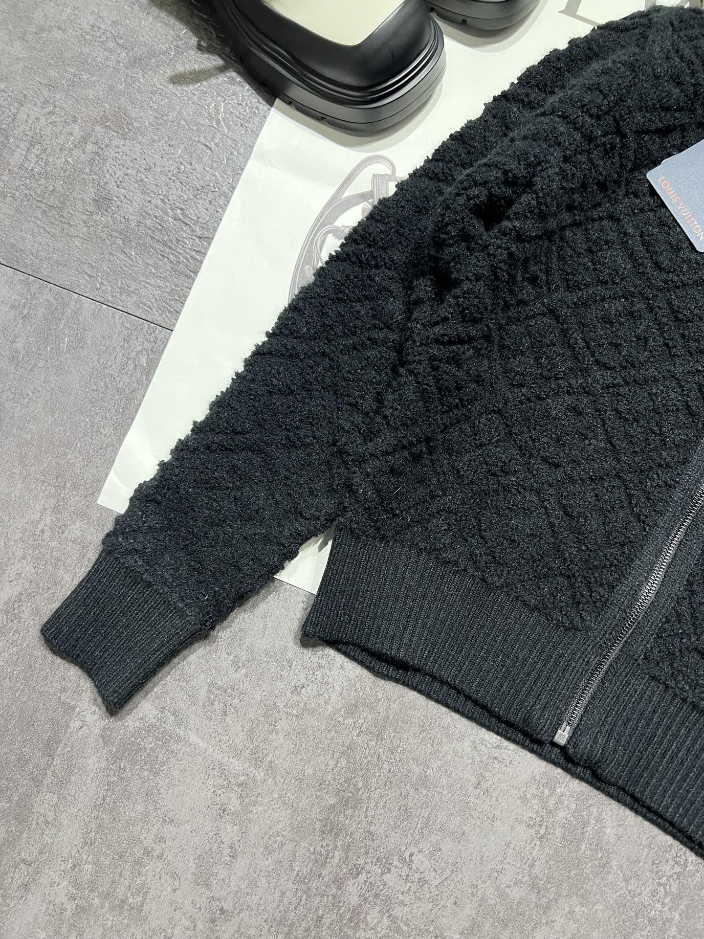 LOUIS VUITTON LV 25S CARDIGAN 184096