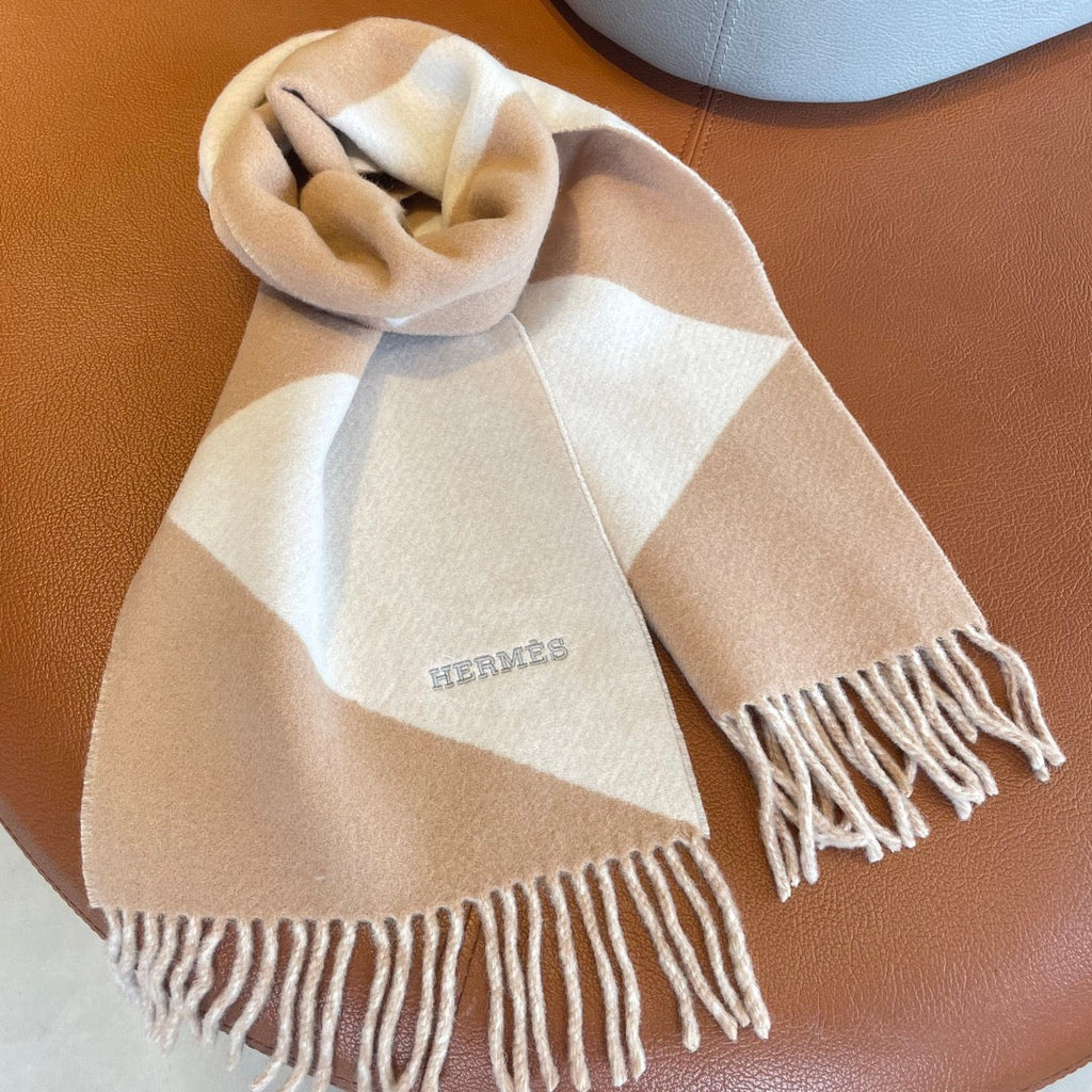 HERMES SCARF 150 CM IN LIGHT BROWN MIX WHITE CASERE