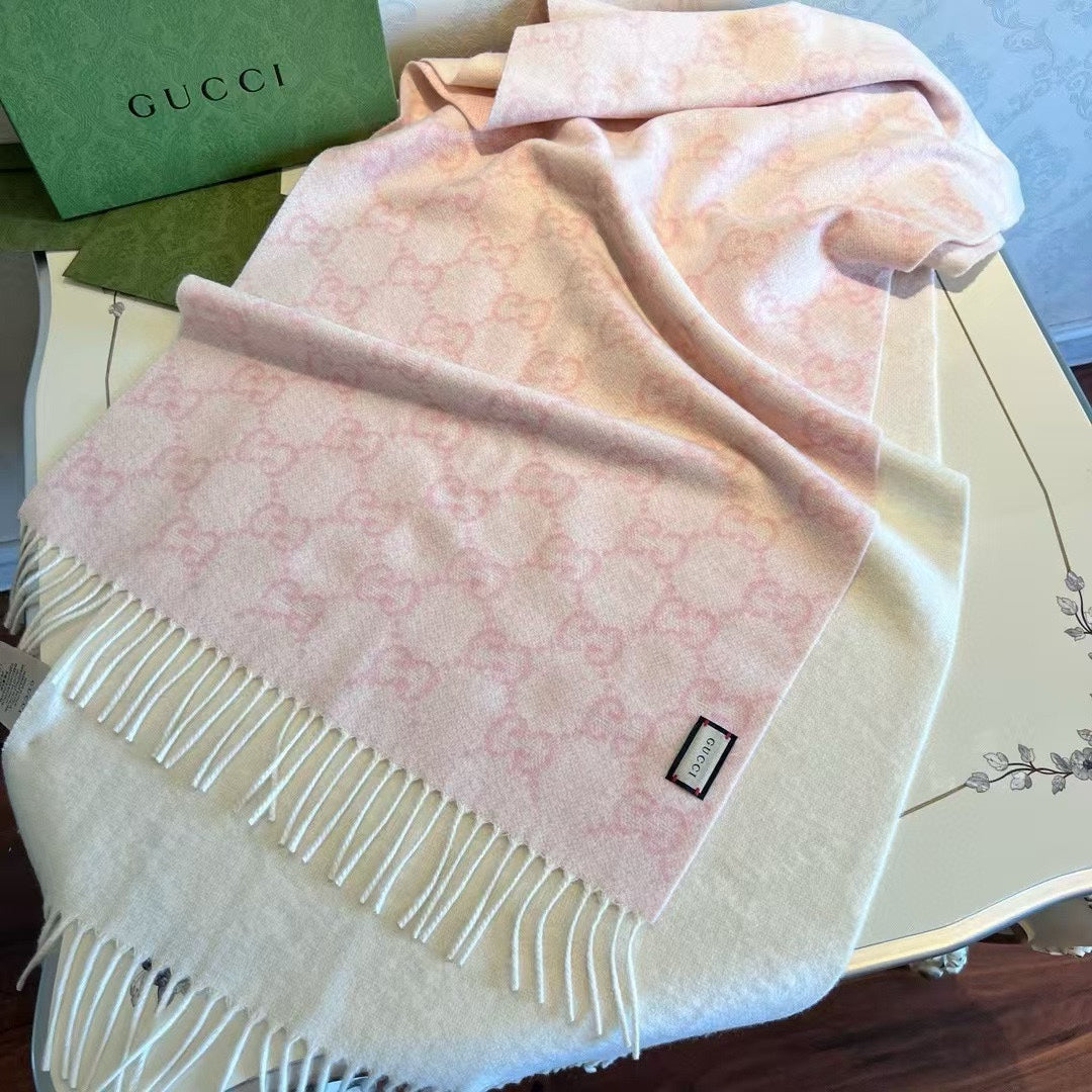 GUCCI SCARF 200 CM LIGHT PINK AND IVORY CASHMERE JACQUARD 405134