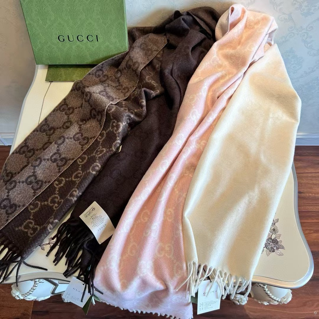 GUCCI SCARF 200 CM LIGHT PINK AND IVORY CASHMERE JACQUARD 405134