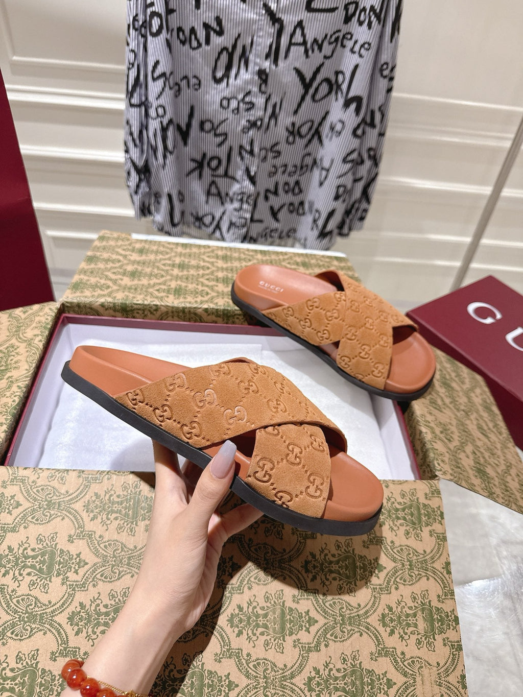 GUCCI SLIDES IN BURNT ORANGE SUEDE WITH EMBOSSED LOGO STYLE 11