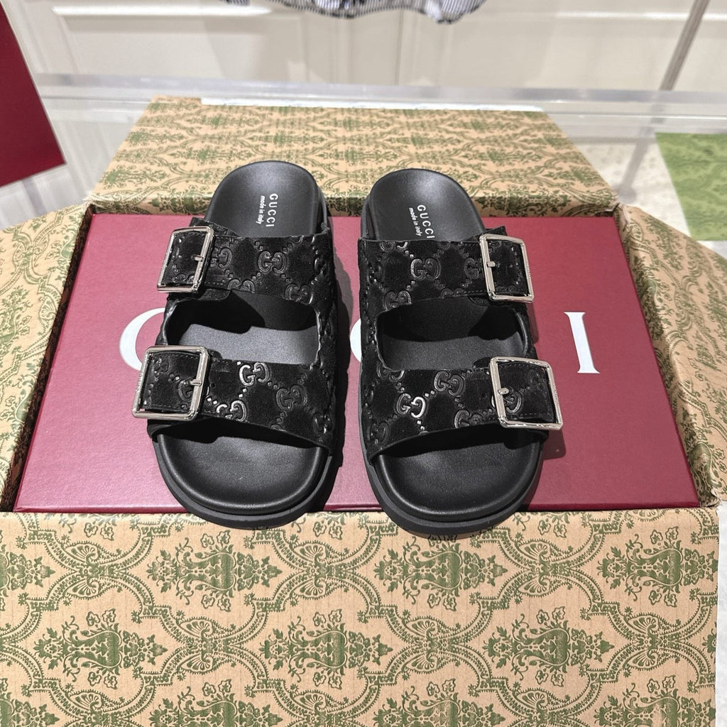 GUCCI SANDALS IN BLACK SUEDE EMBOSSED LOGO SILVER HARDWARE