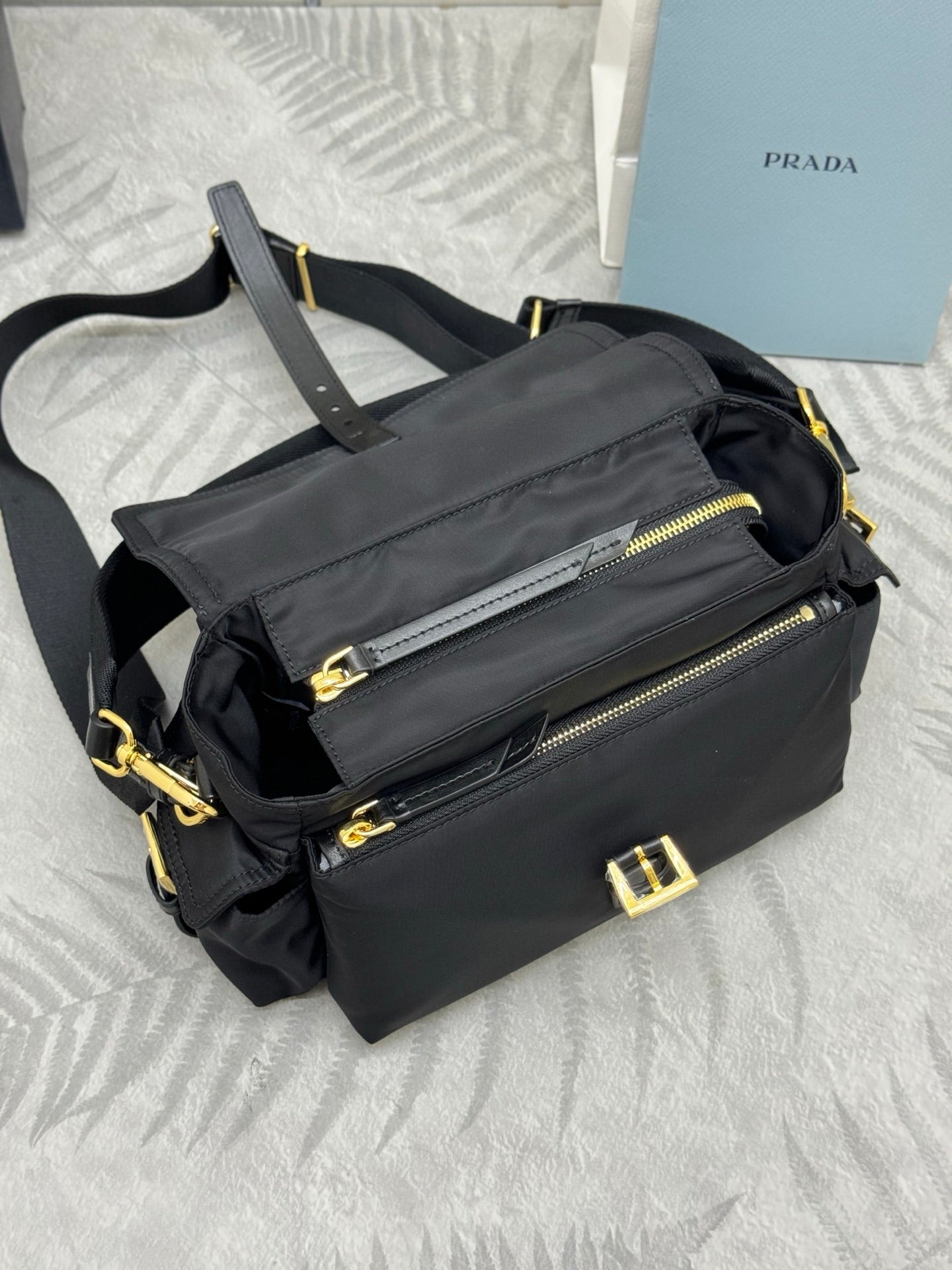 PRADA 25S EXPLORE LARGE SHOULDER BAG 30 IN BLACK RE-NYLON WITH FLAP