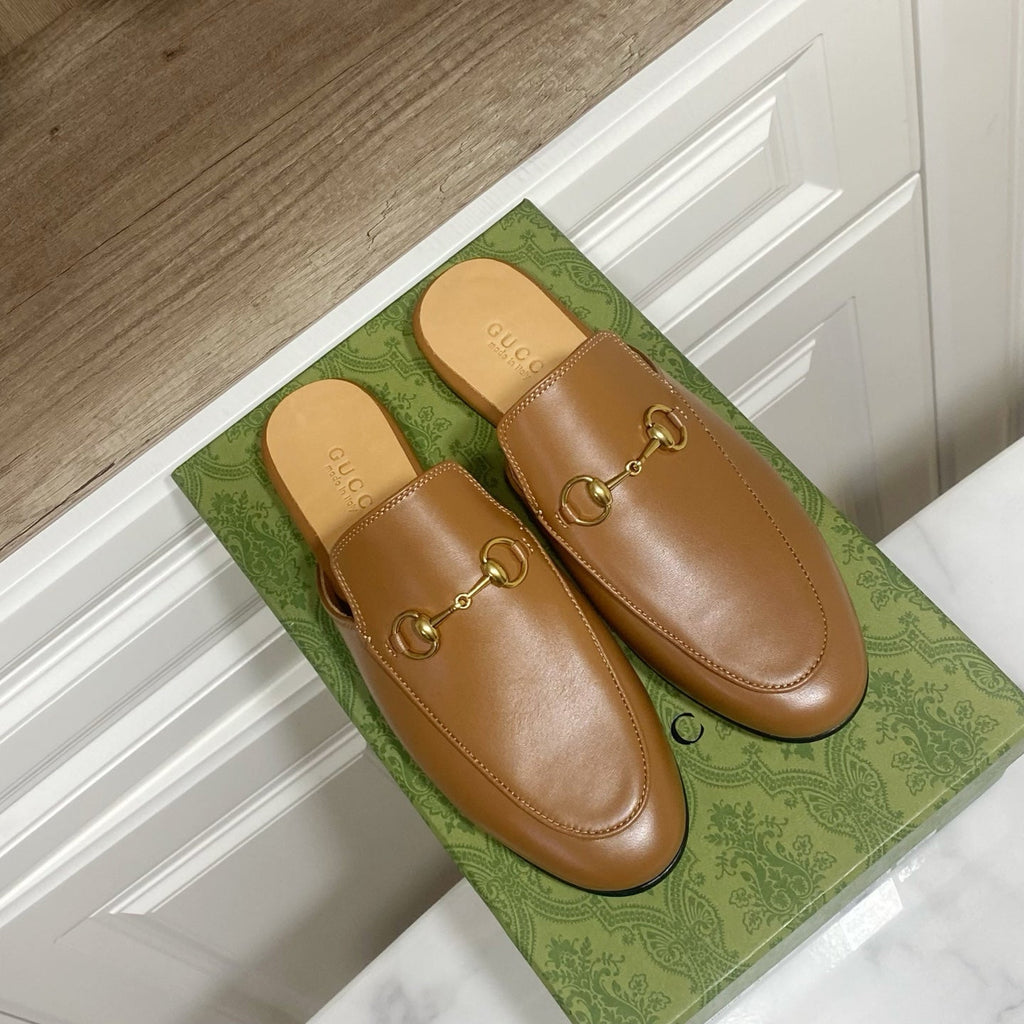 GUCCI MULES IN BROWN LAMBSKIN GOLD HARD WARE