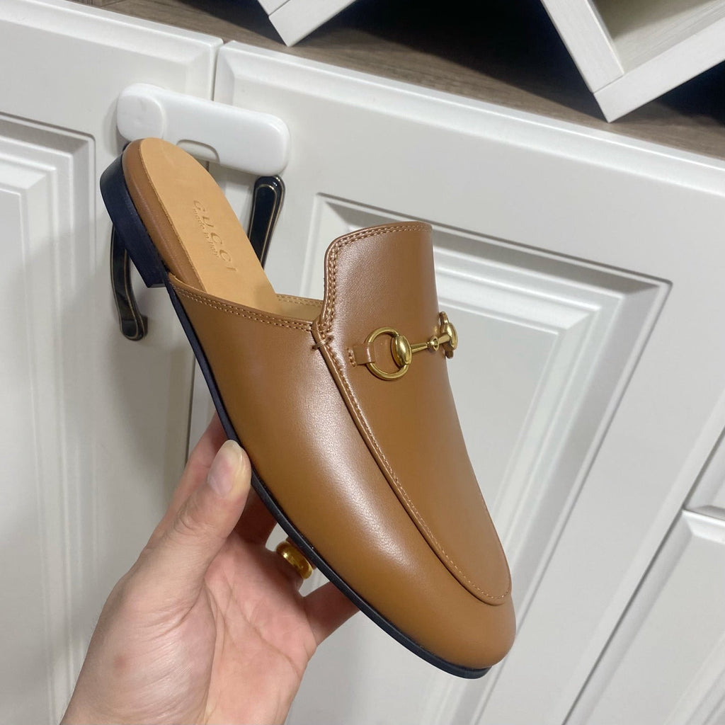 GUCCI MULES IN BROWN LAMBSKIN GOLD HARD WARE