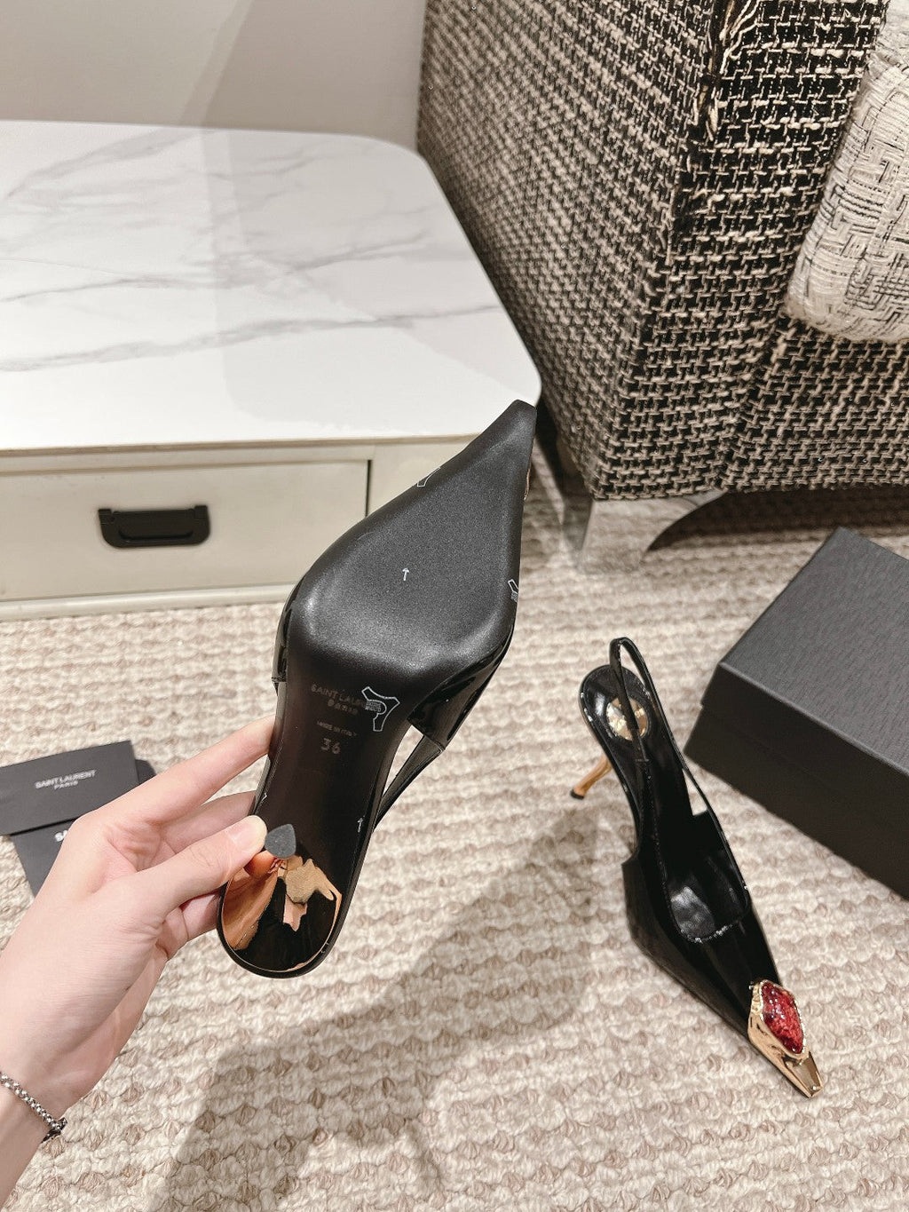LOUIS VUITTON DUNE HIGH 10 CM SLINGBACK PUMPS IN BLACK PATENT LEATHER WITH CRYSTAL