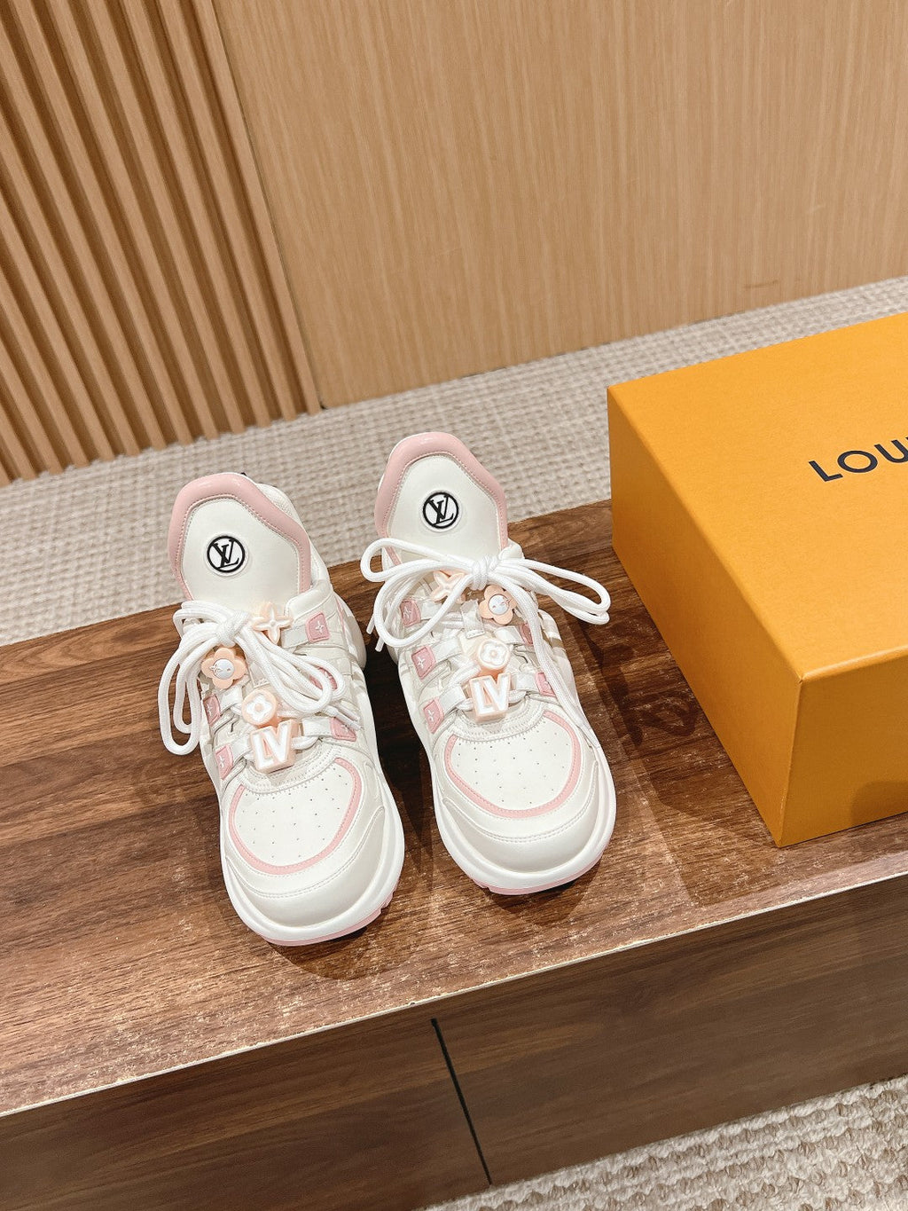 LOUIS VUITTON LV ARCHLIGHT SNEAKER IN WHITE MIX LIGHT PINK EMBOSSED CALFSKIN