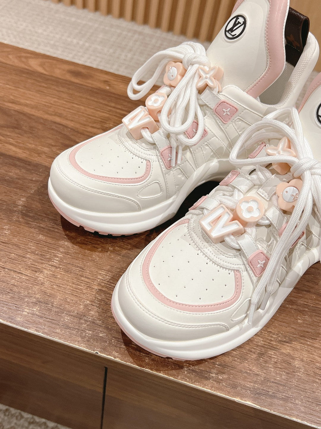 LOUIS VUITTON LV ARCHLIGHT SNEAKER IN WHITE MIX LIGHT PINK EMBOSSED CALFSKIN