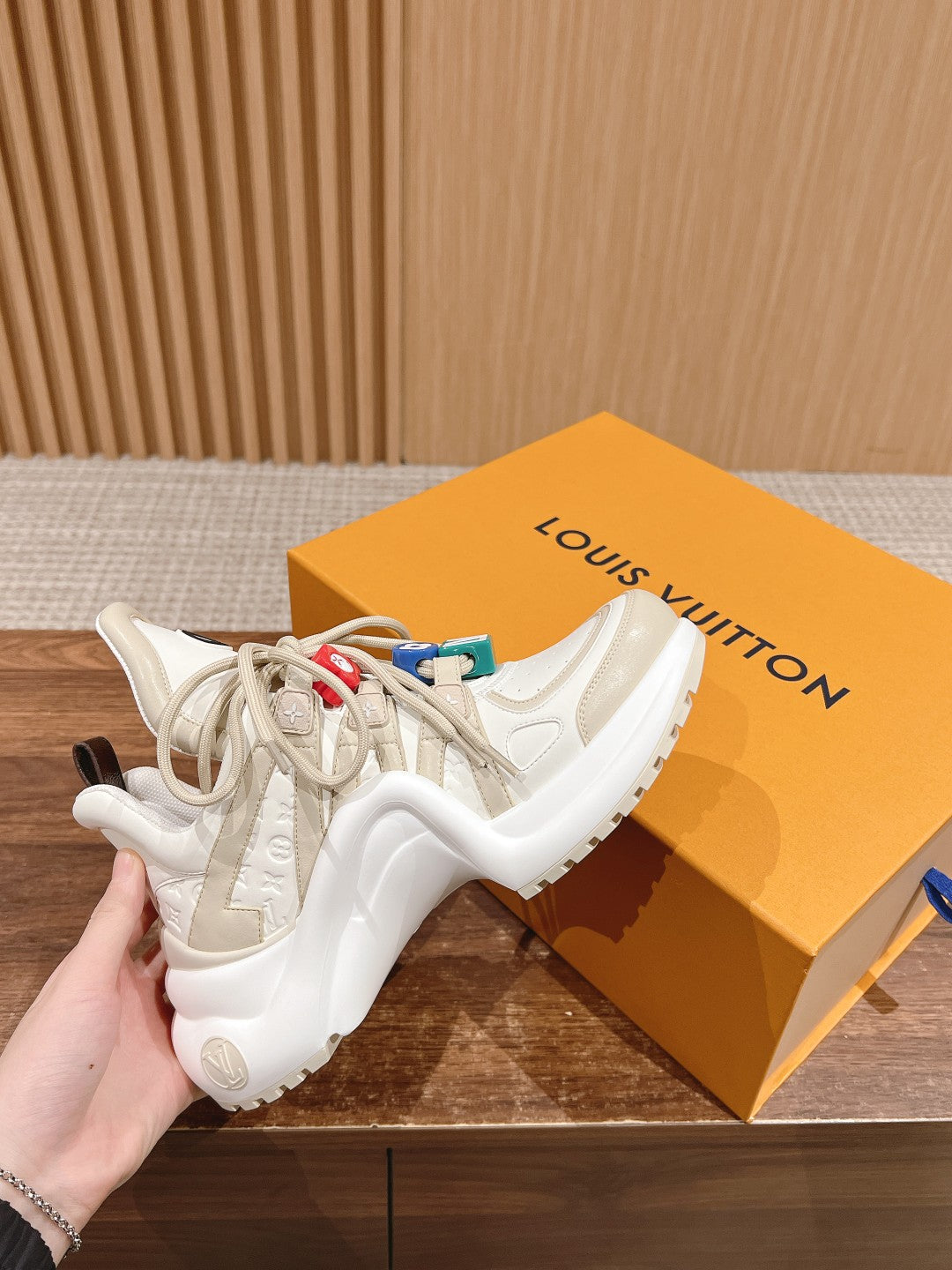 LOUIS VUITTON LV ARCHLIGHT SNEAKER IN BLANC BEIGE EMBOSSED CALFSKIN