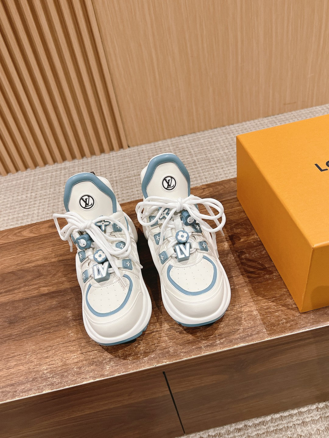 LOUIS VUITTON LV ARCHLIGHT SNEAKER IN WHITE MIX SKY BLUE EMBOSSED CALFSKIN