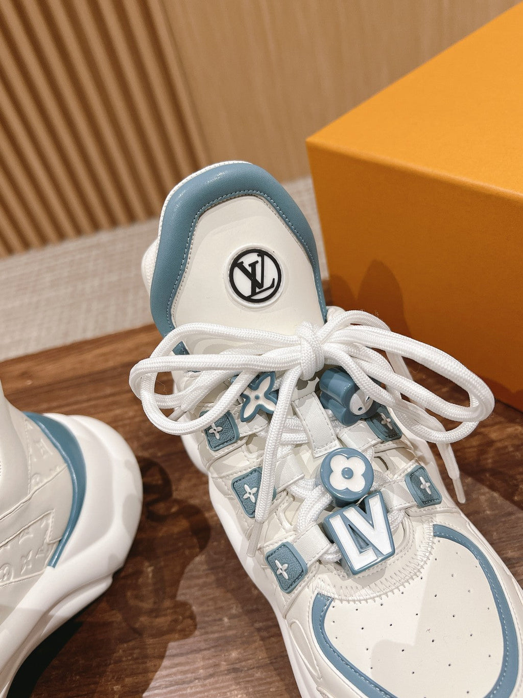LOUIS VUITTON LV ARCHLIGHT SNEAKER IN WHITE MIX SKY BLUE EMBOSSED CALFSKIN