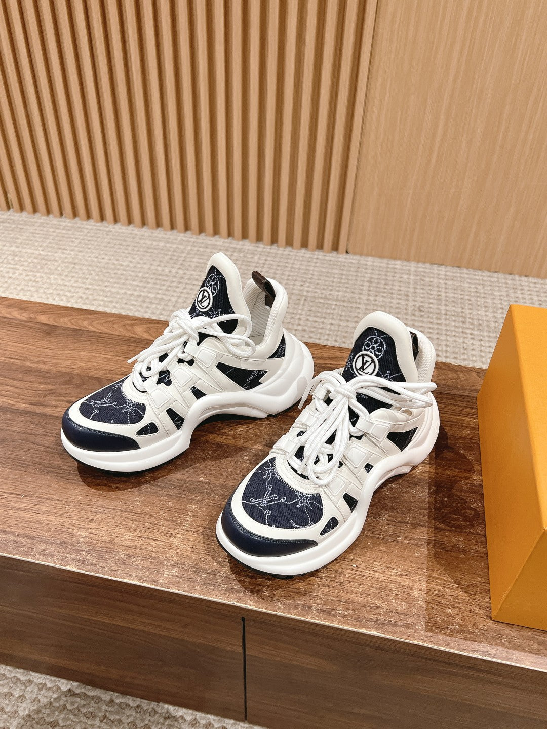 LOUIS VUITTON LV ARCHLIGHT SNEAKER IN WHITE MIX BLACK CALFSKIN AND MONOGRAM DENIM 101073