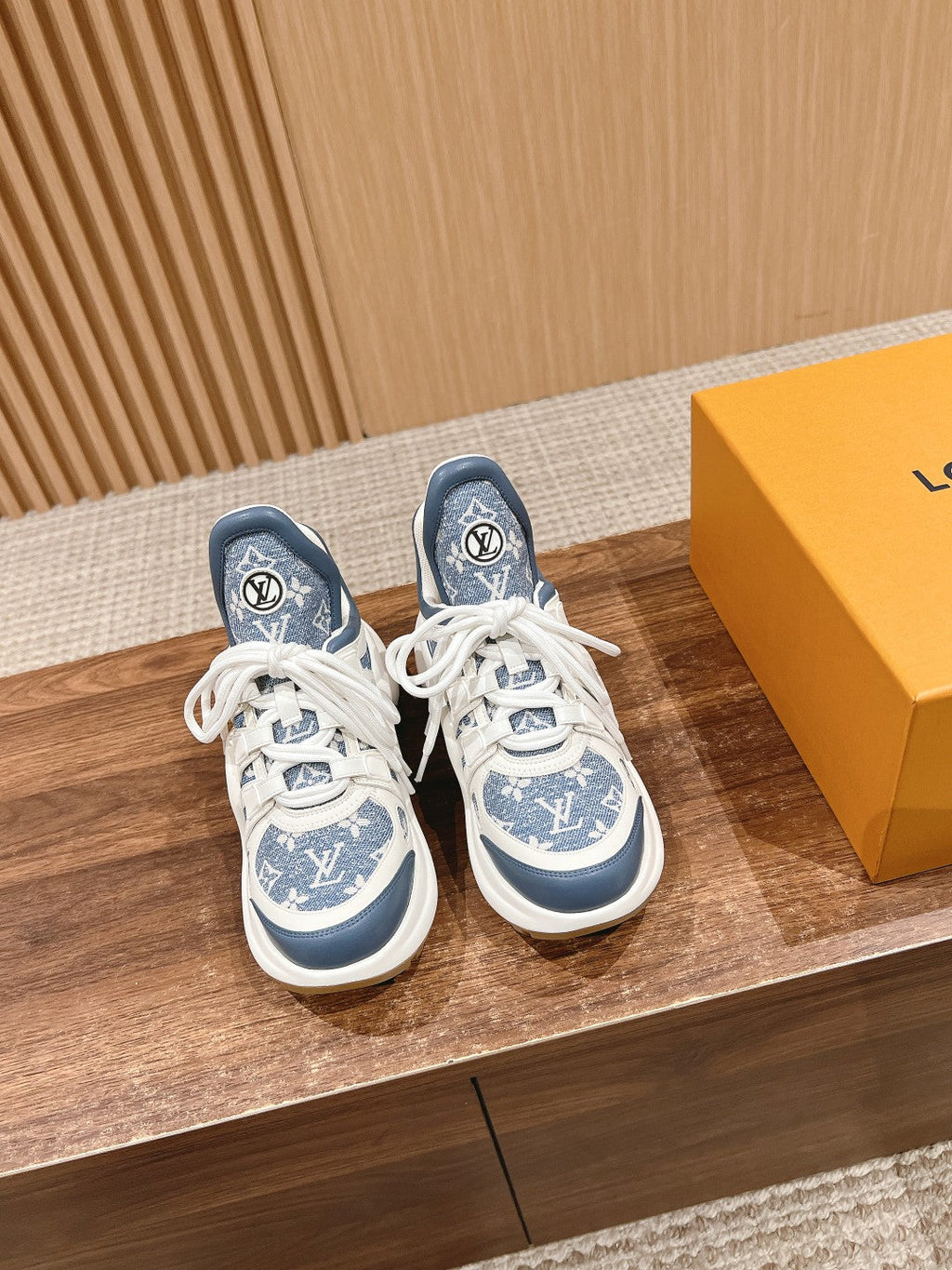 LOUIS VUITTON LV ARCHLIGHT SNEAKER IN WHITE MIX AEGEAN BLUE CALFSKIN AND MONOGRAM DENIM