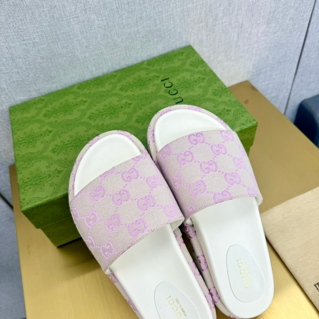 GUCCI PLATFORM SLIDE SANDAL PASTEL PINK CANVAS