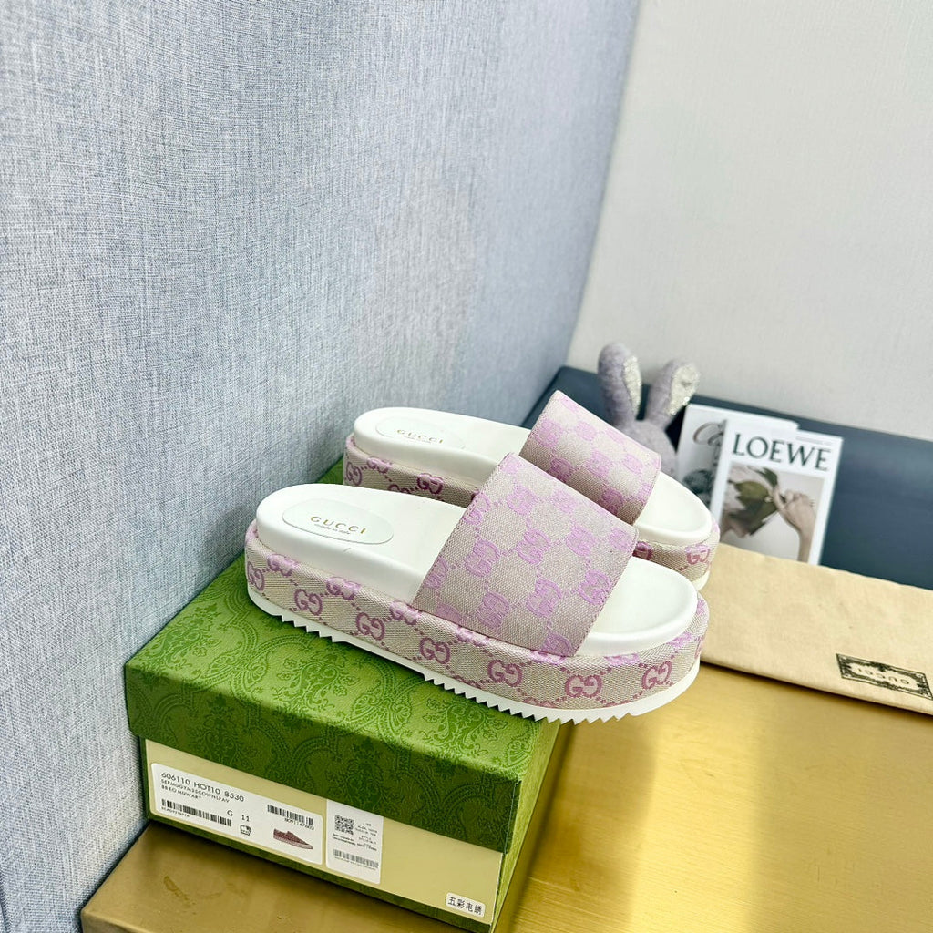 GUCCI PLATFORM SLIDE SANDAL PASTEL PINK CANVAS