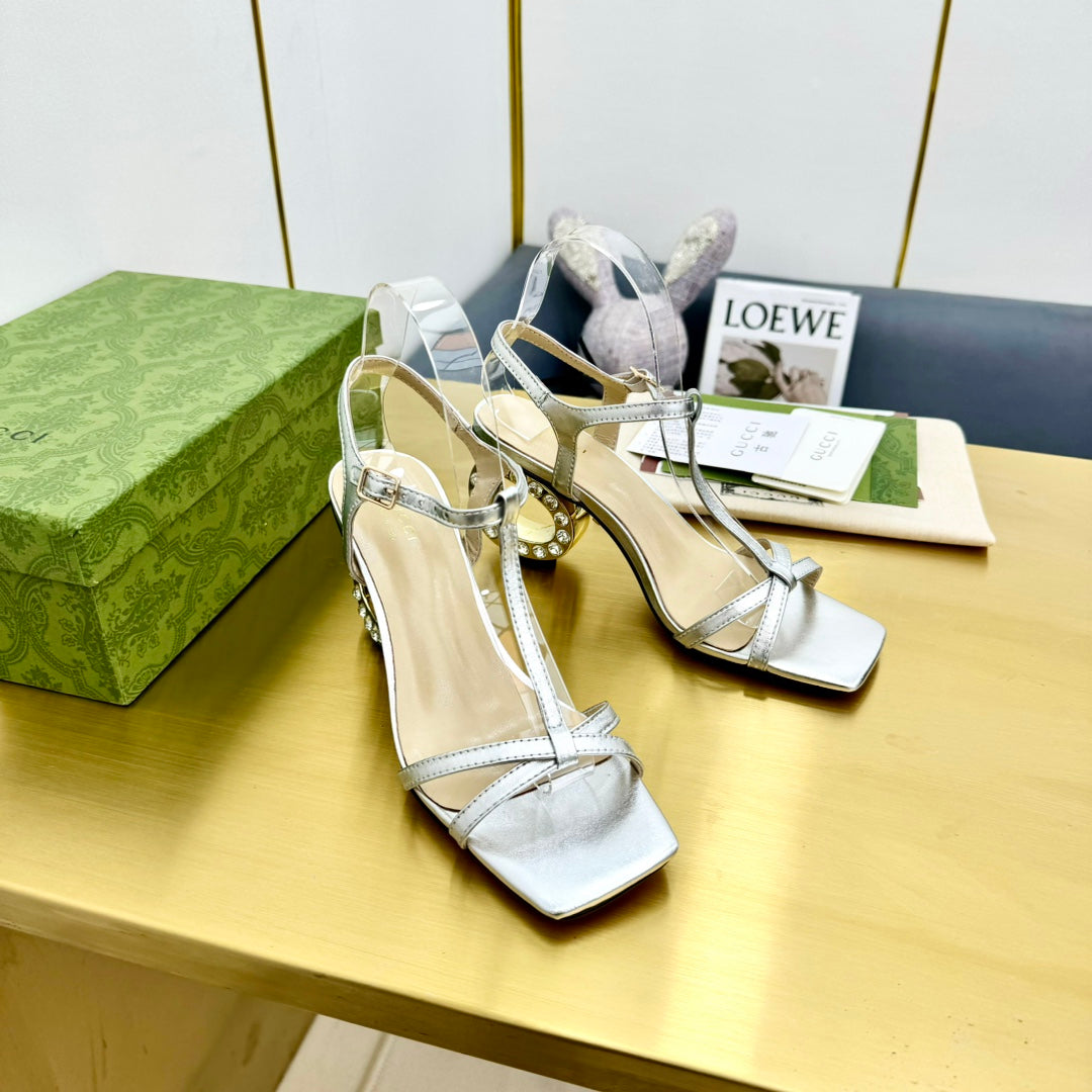 GUCCI MEDIUM-HEEL SANDAL IN SILVER CALFSKIN GOLD HARDWARE WITH RHINSTONES