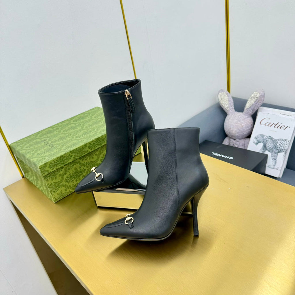 GUCCI HORSEBIT ANKLE BOOT IN BLACK SHEEPSKIN
