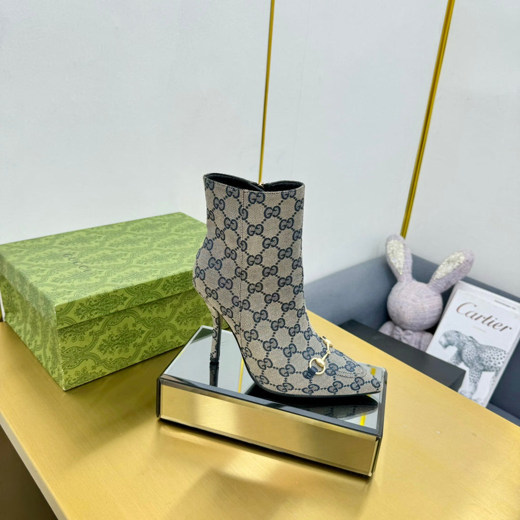 GUCCI HORSEBIT ANKLE BOOT IN PALE GRAY MONOGRAM CANVAS