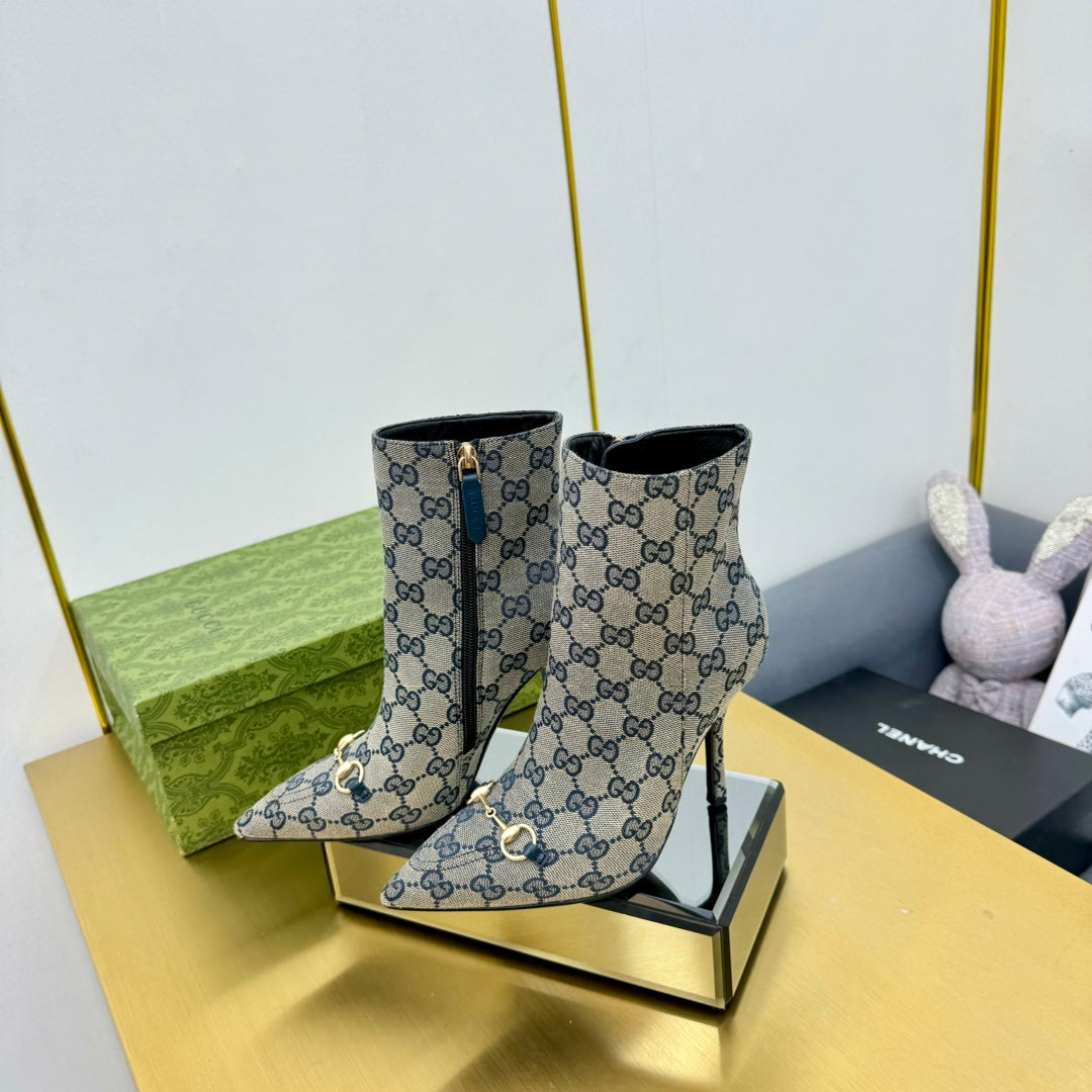 GUCCI HORSEBIT ANKLE BOOT IN PALE GRAY MONOGRAM CANVAS