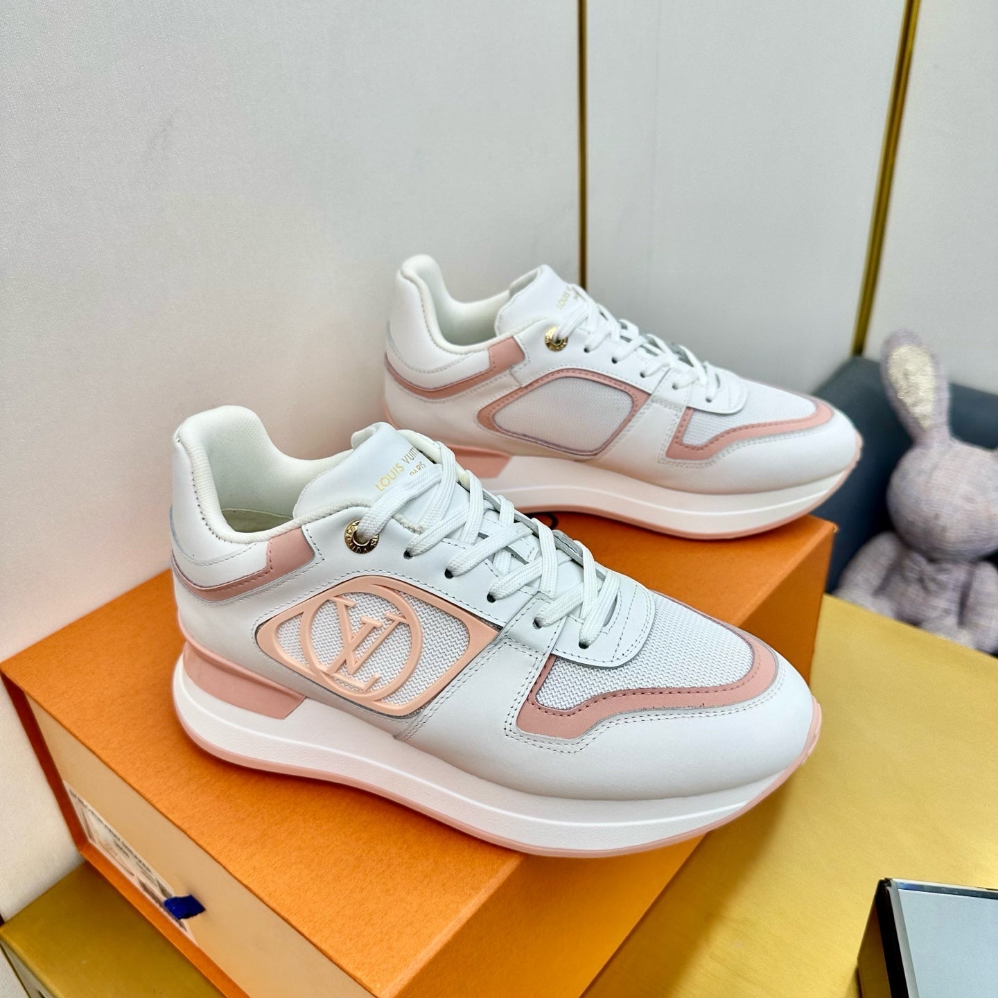 LOUIS VUITTON NEO RUN AWAY SNEAKER IN WHITE MIX PEACH PINK CALFSKIN