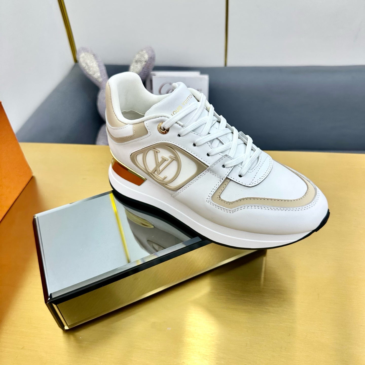 LOUIS VUITTON NEO RUN AWAY SNEAKER IN WHITE MIX GOLD CALFSKIN
