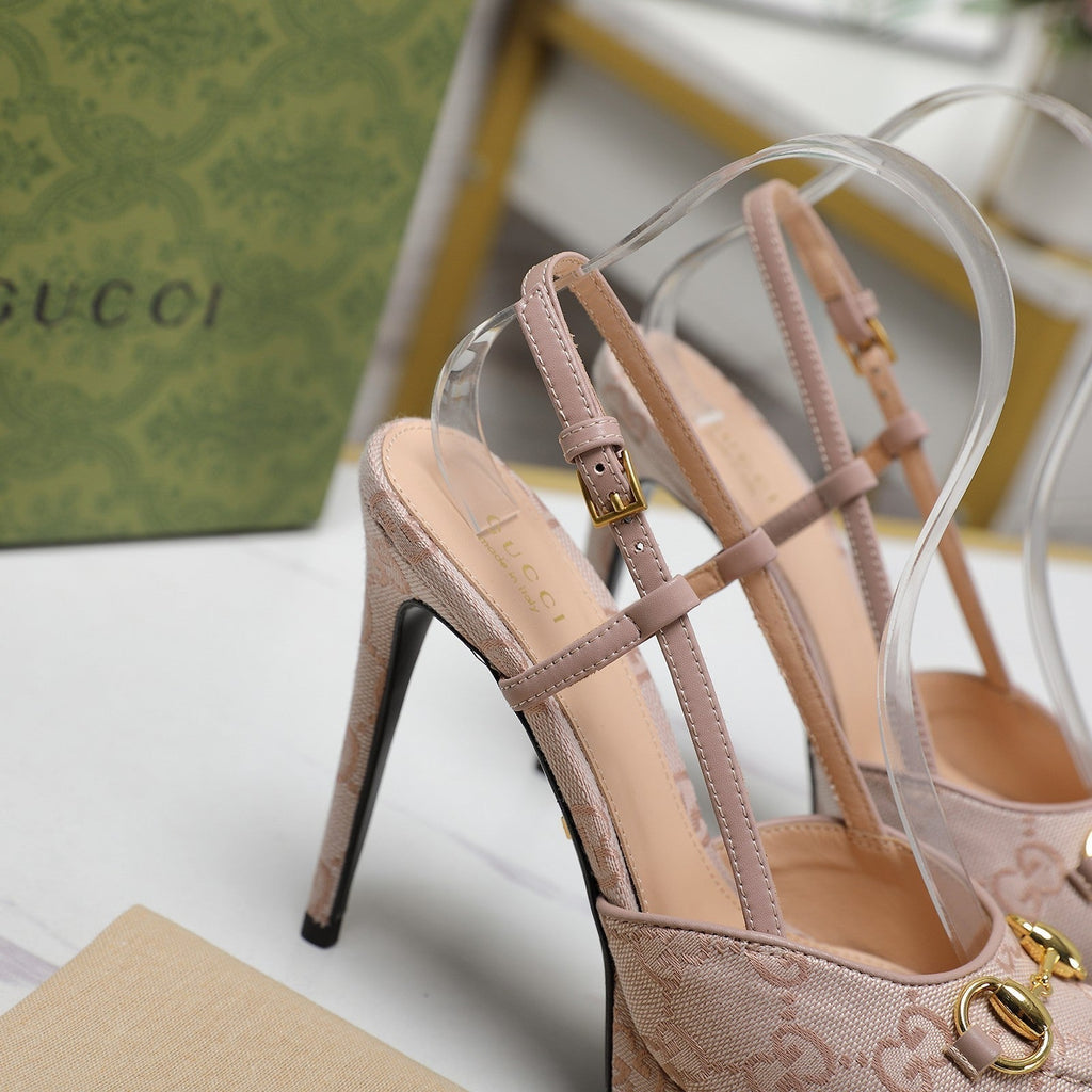 GUCCI Valentino High heels Ivory