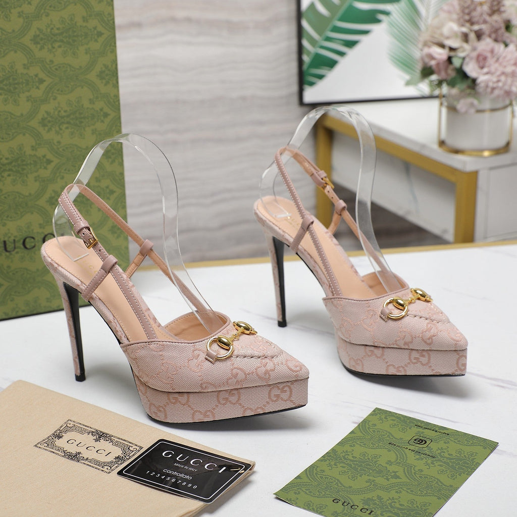 GUCCI Valentino High heels Ivory