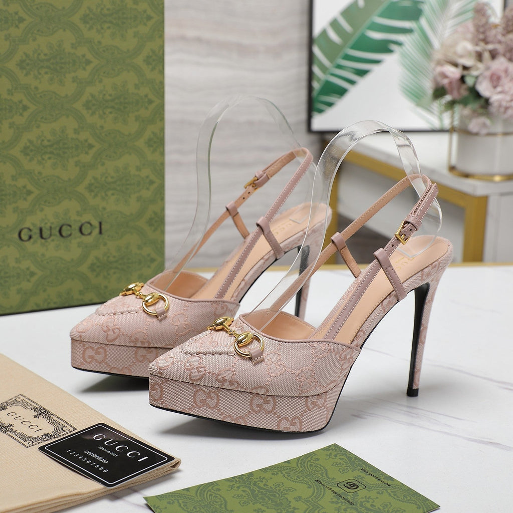 GUCCI Valentino High heels Ivory