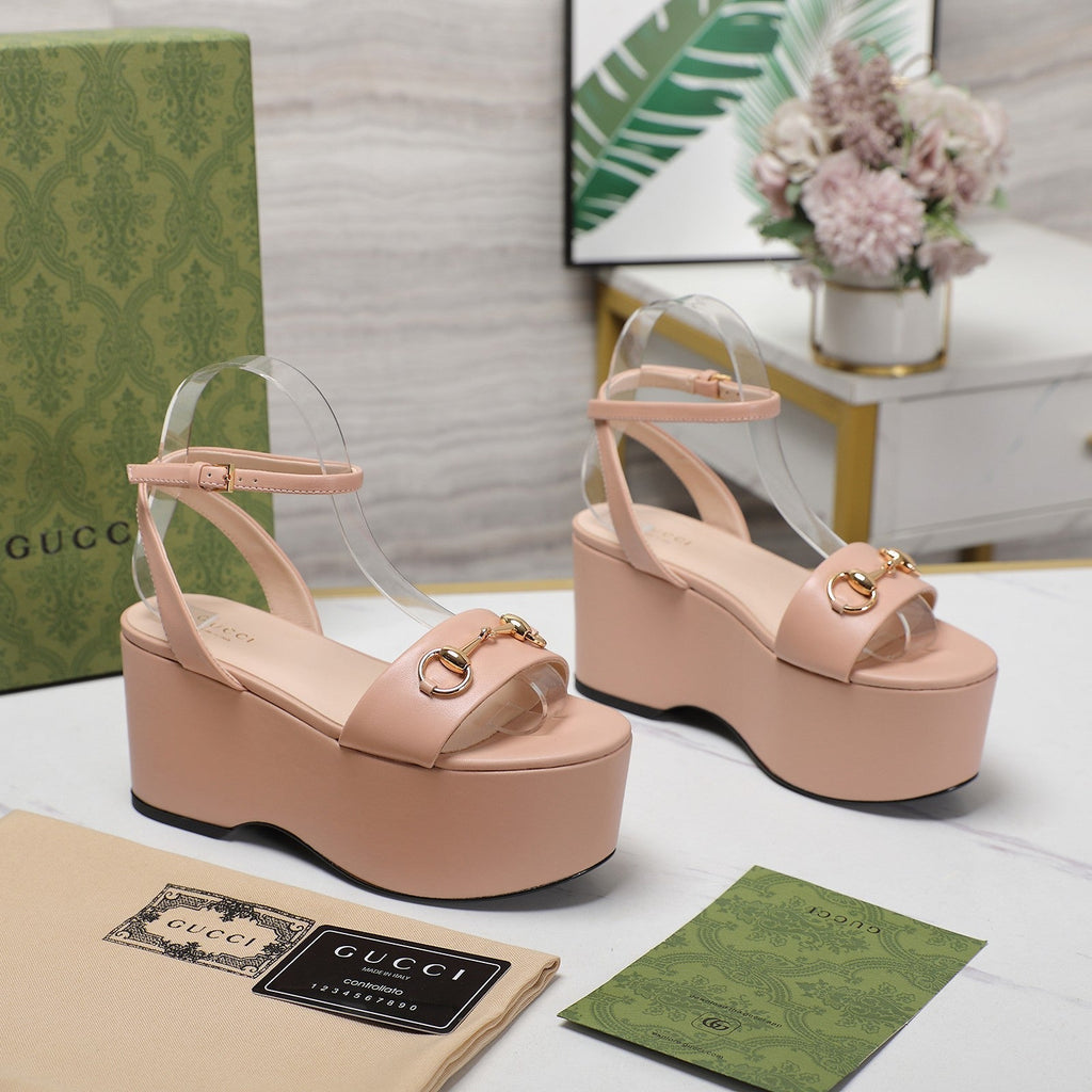 GUCCI Horsebit Wedges Sandals Pink