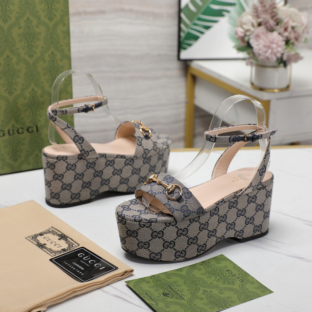 GUCCI Horsebit Wedges Sandals Light Grey