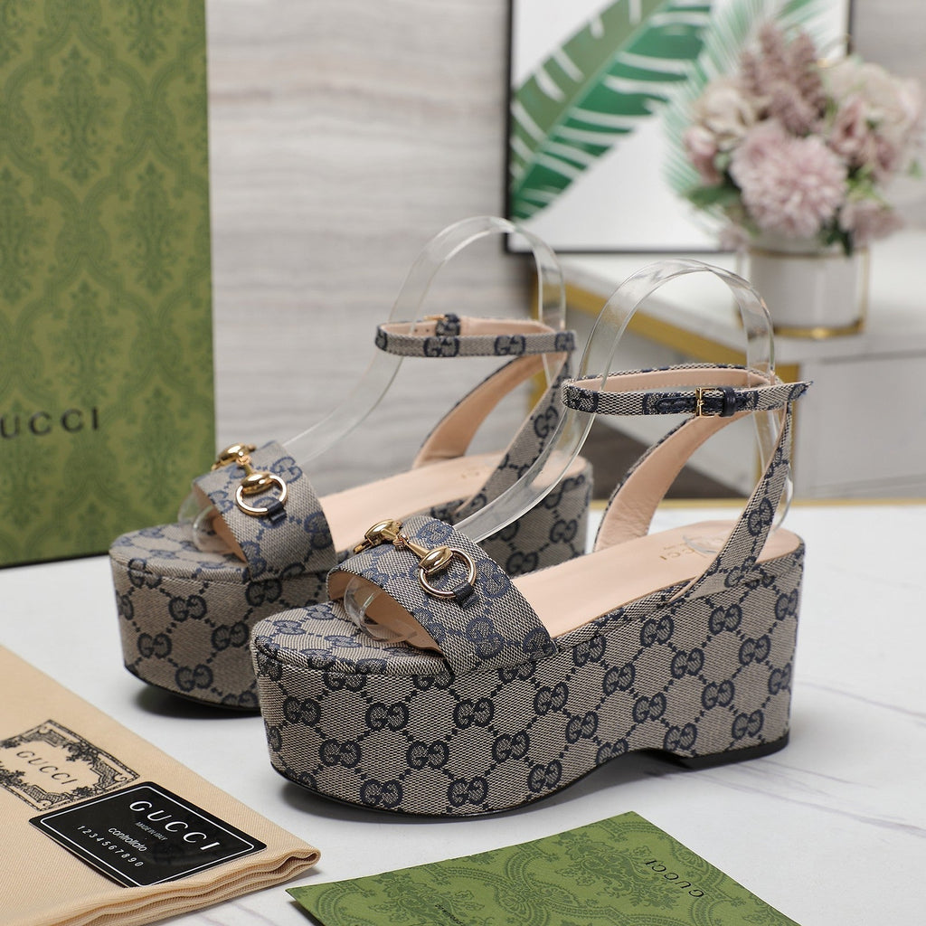 GUCCI Horsebit Wedges Sandals Light Grey