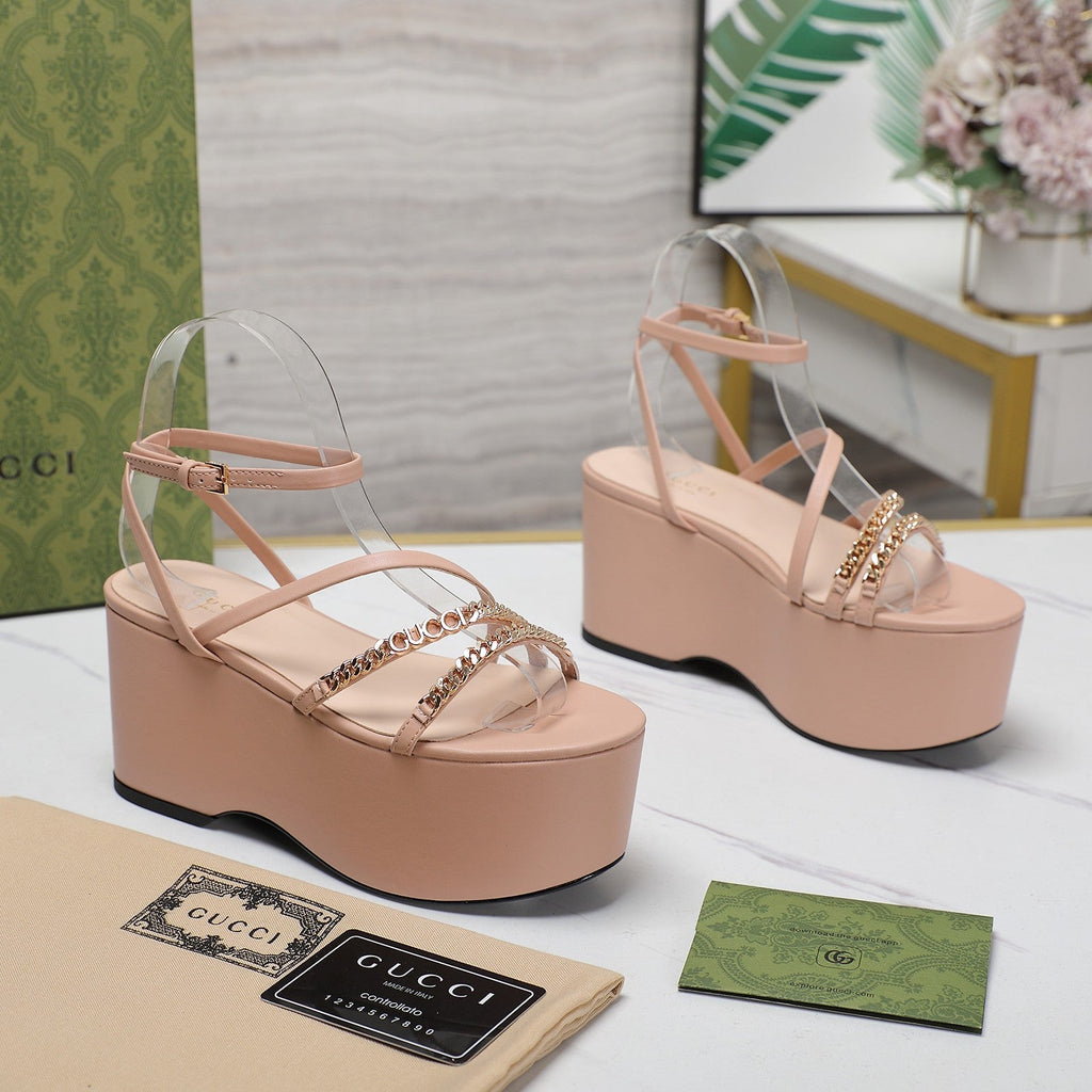 GUCCI WEDGE PLATFORM IN LIGHT PINK SHEEPSKIN