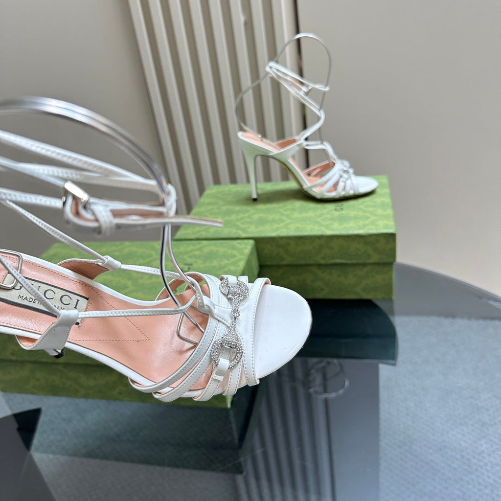 GUCCI CRYSTAL HORSEBIT STRAPPY SANDAL 10.5CM IN WHITE PATENT LEATHER