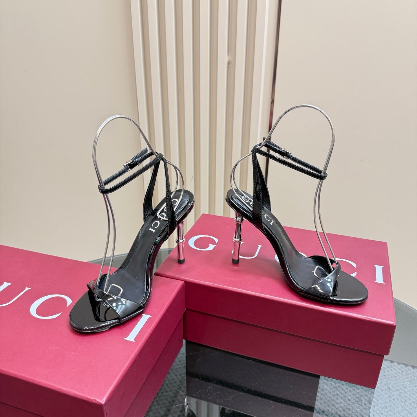 GUCCI STRAP HIGH BAMBOO-EFFECT HEEL SANDAL IN BLACK PATENT CALFSKIN