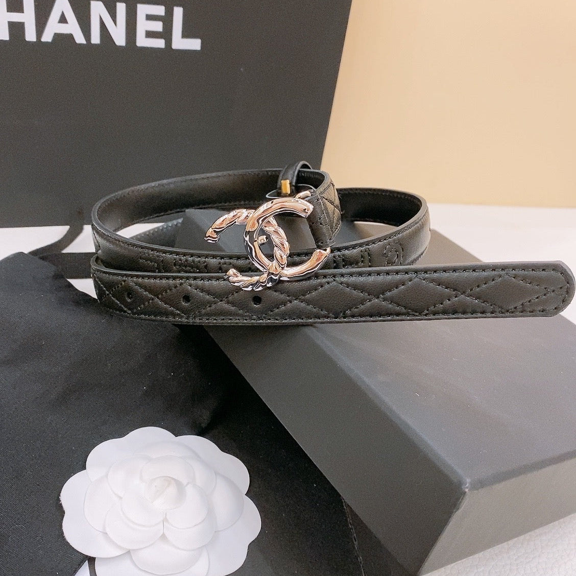 CHANEL DOUBLE C BELT 20MM IN BLACK CALFSKIN WITH QUILTED STITCHING AND SPIRAL SILVER BUCKLE