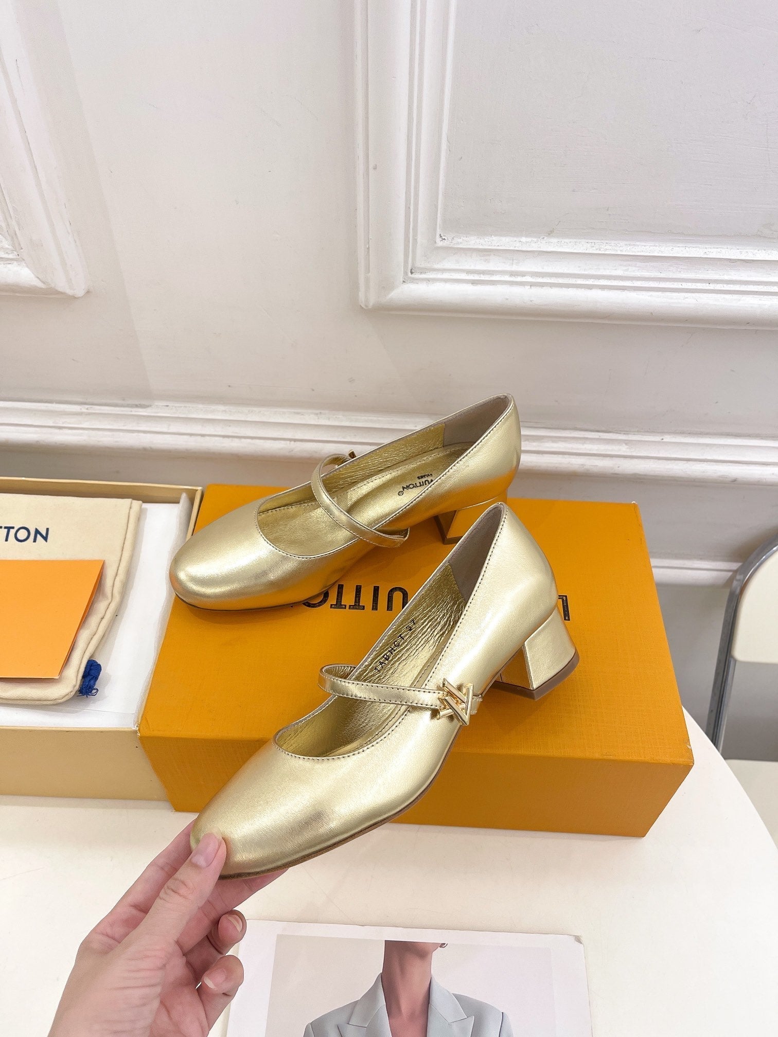 LOUIS VUITTON LV WOMEN ROMY HIGH BALLERINA IN GOLDEN METALLIC LAMBSKIN