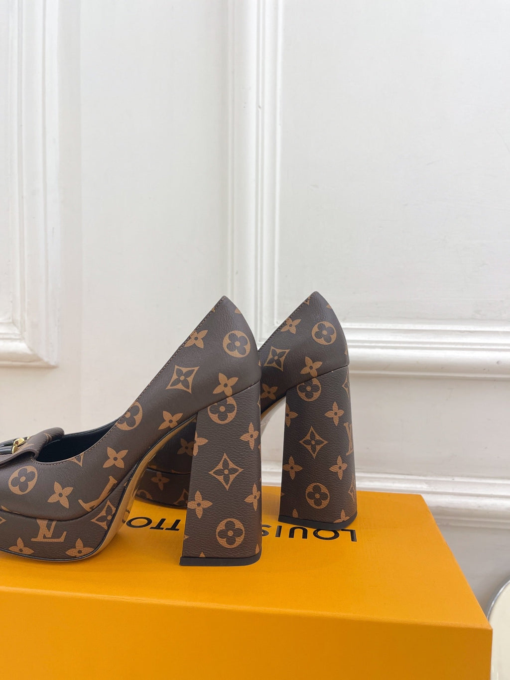 LOUIS VUITTON SHAKE MARY JANE HIGH HEEL 12 CM IN CHOCOLATE BROWN MONOGRAM CALFSKIN