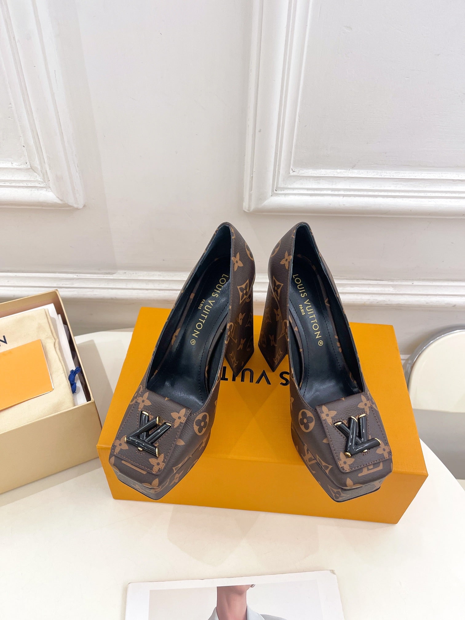 LOUIS VUITTON SHAKE MARY JANE HIGH HEEL 12 CM IN CHOCOLATE BROWN MONOGRAM CALFSKIN