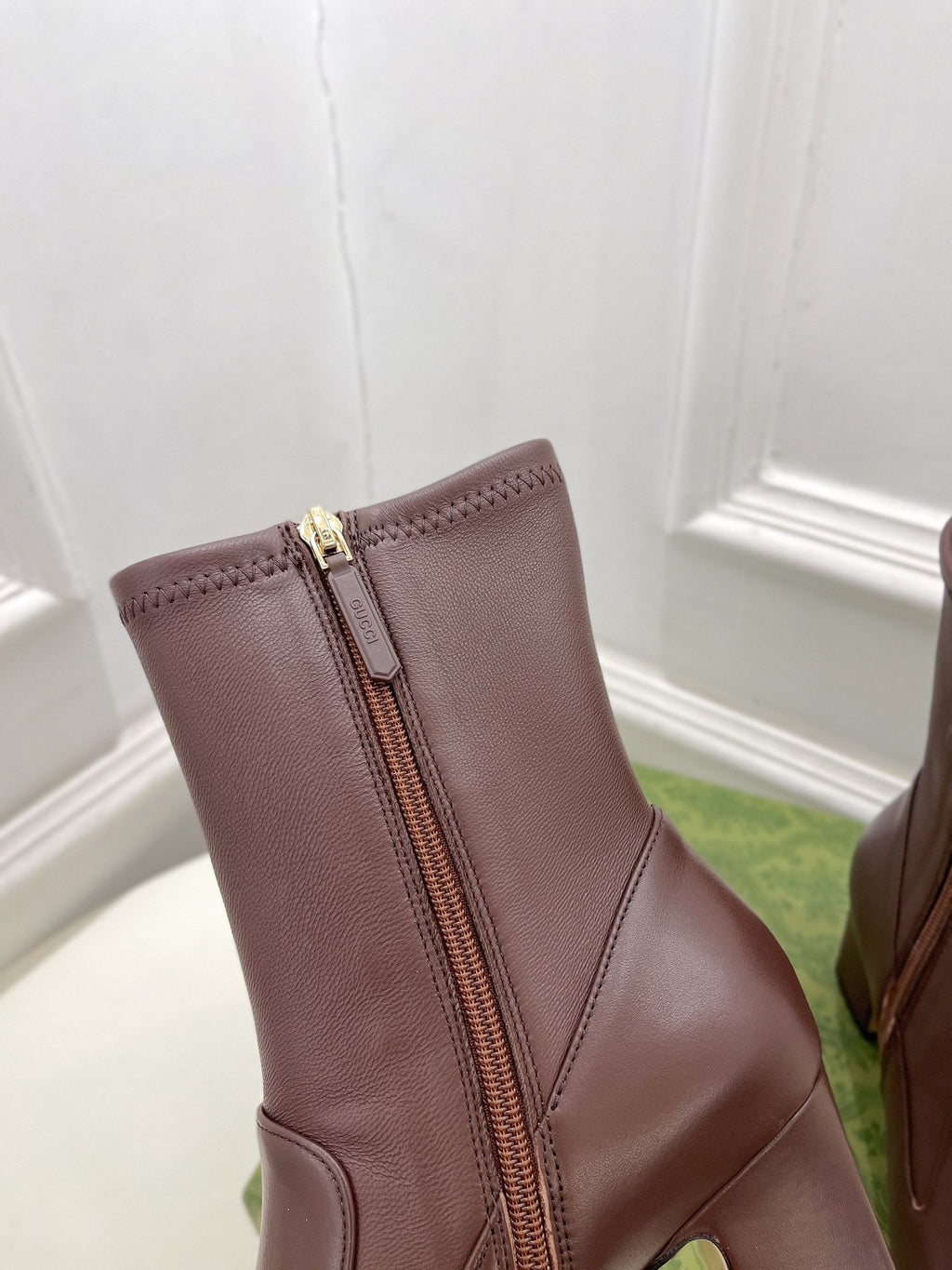 GUCCI HORSEBIT ANKLE BOOTS 6.5CM IN WALNUT BROWN SHEEPSKIN