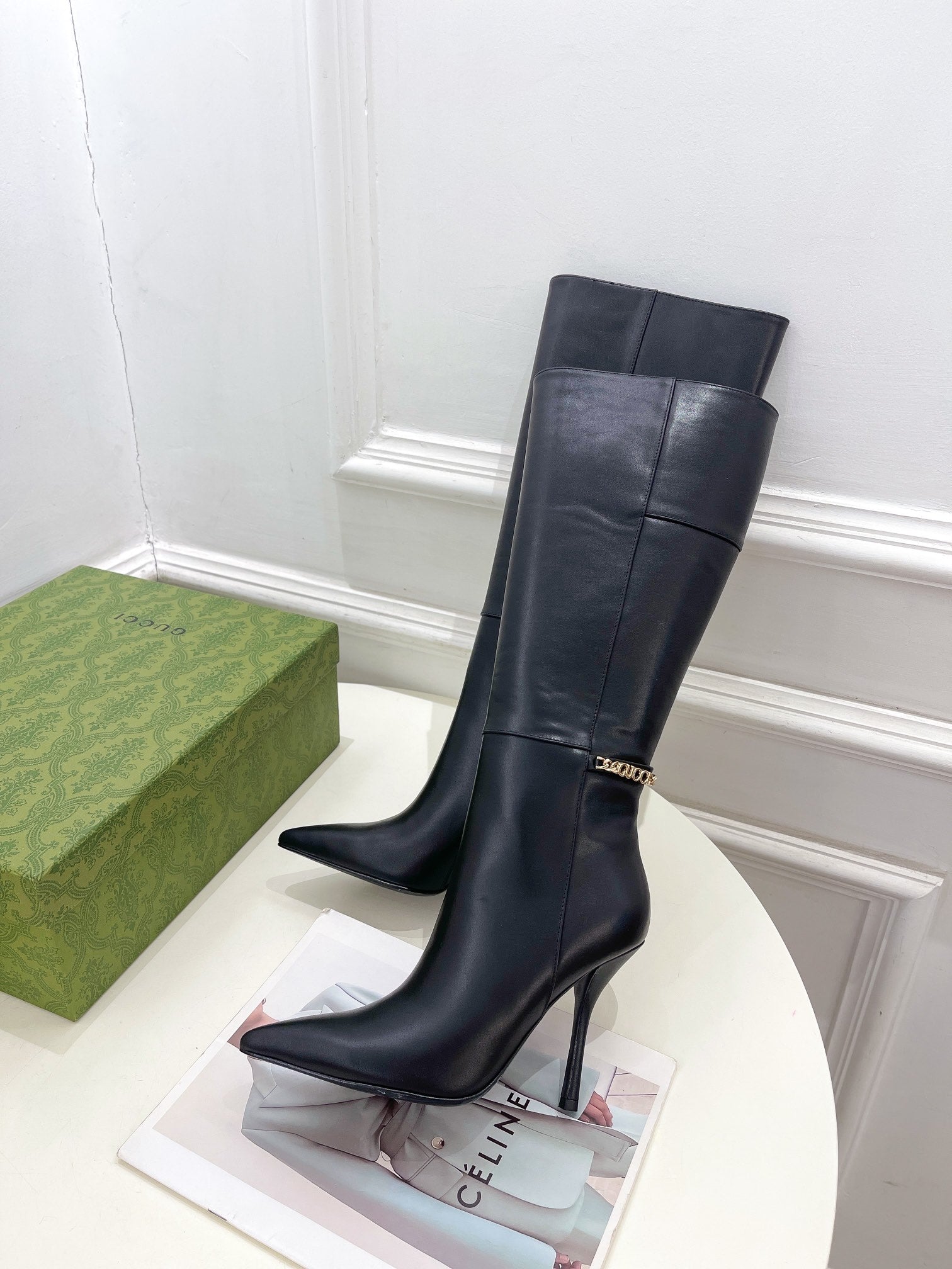 GUCCI SIGNORIA KNEE BOOTS 10.5CM IN BLACK CALFSKIN