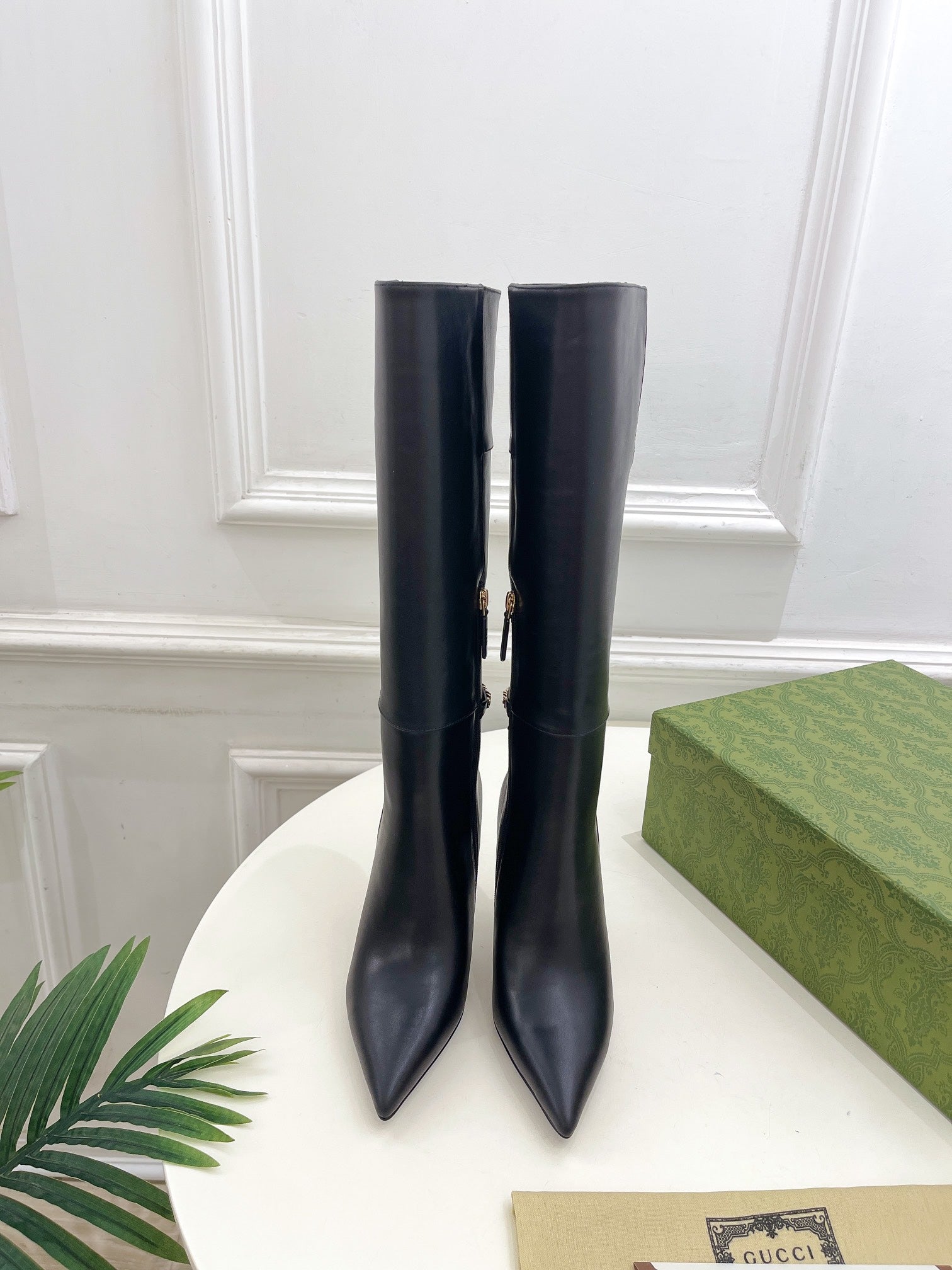 GUCCI SIGNORIA KNEE BOOTS 10.5CM IN BLACK CALFSKIN